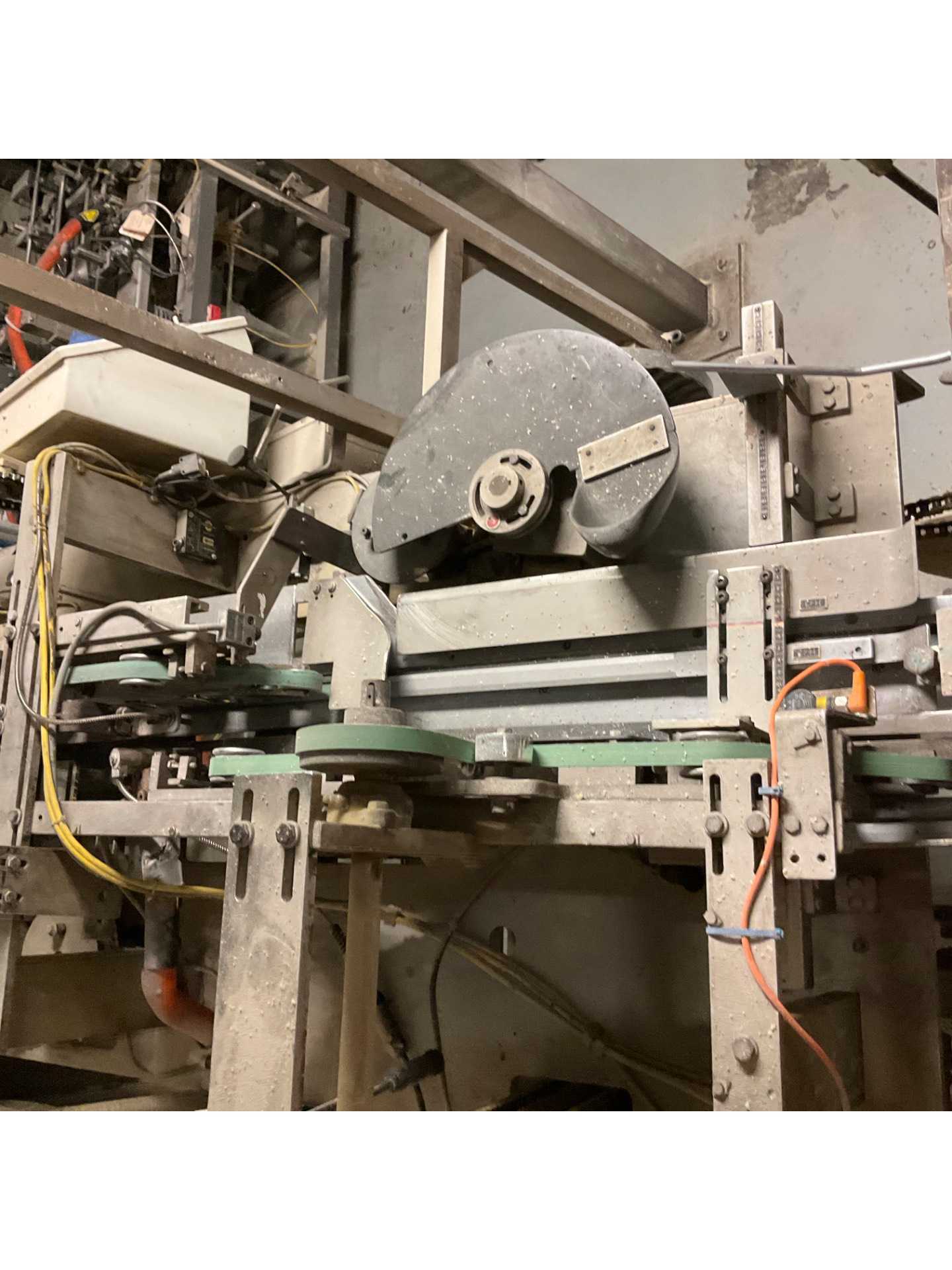 R.A. JONES SSG IV SIDE SEAM GLUER - PACKAGING