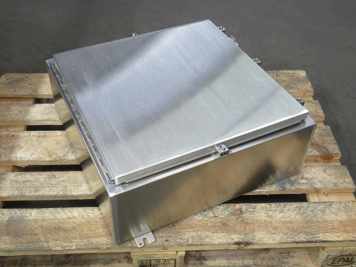 HOFFMAN A24H2408ALLP ENCLOSURES, ALUMINUM, 24 IN H, 24 IN W, 8 IN D, NEMA TYPE 4X RATING - ELECTRICAL ENCLOSURES