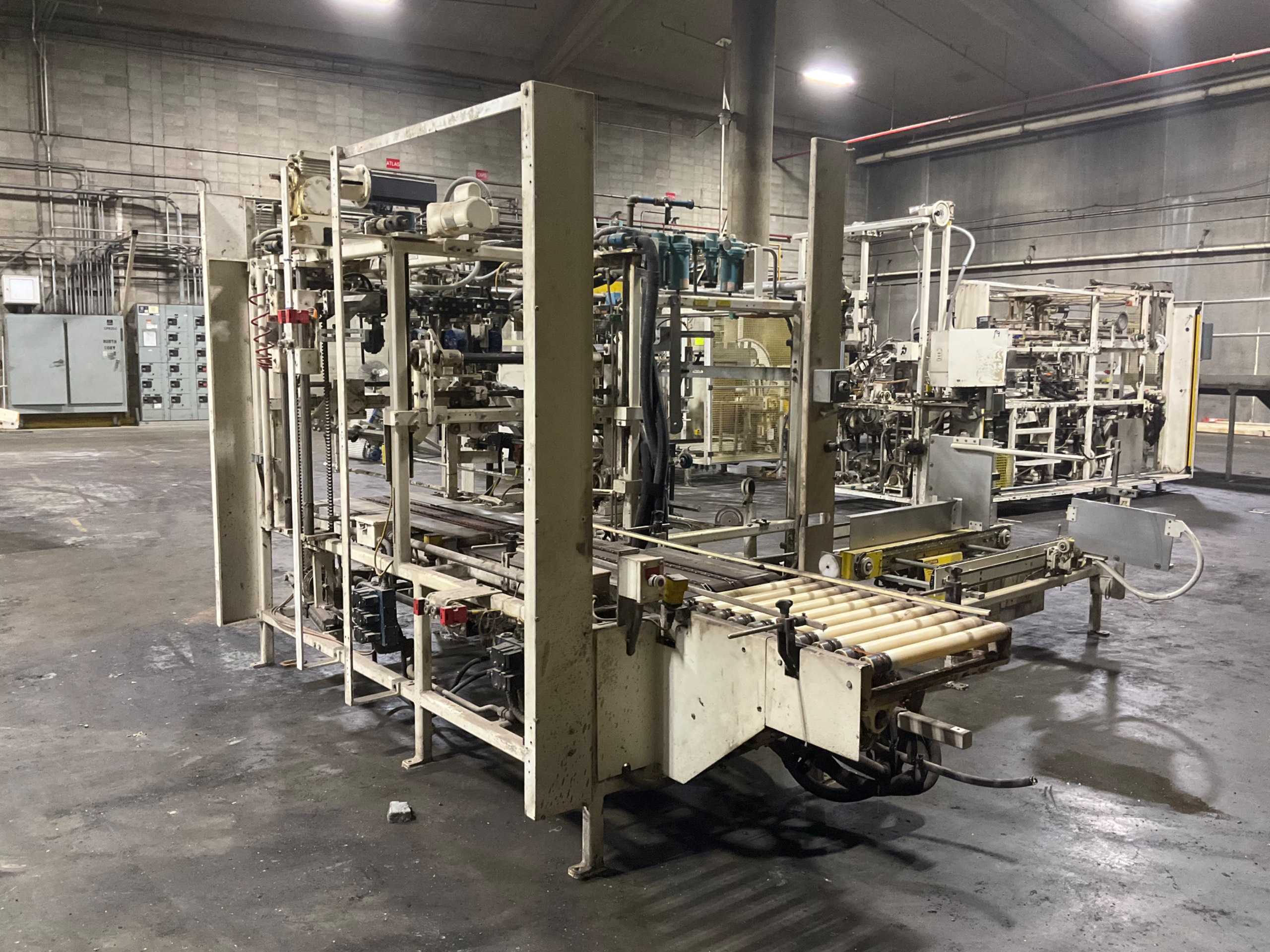 LIDDER PACKAGING MACHINE - PACKAGING