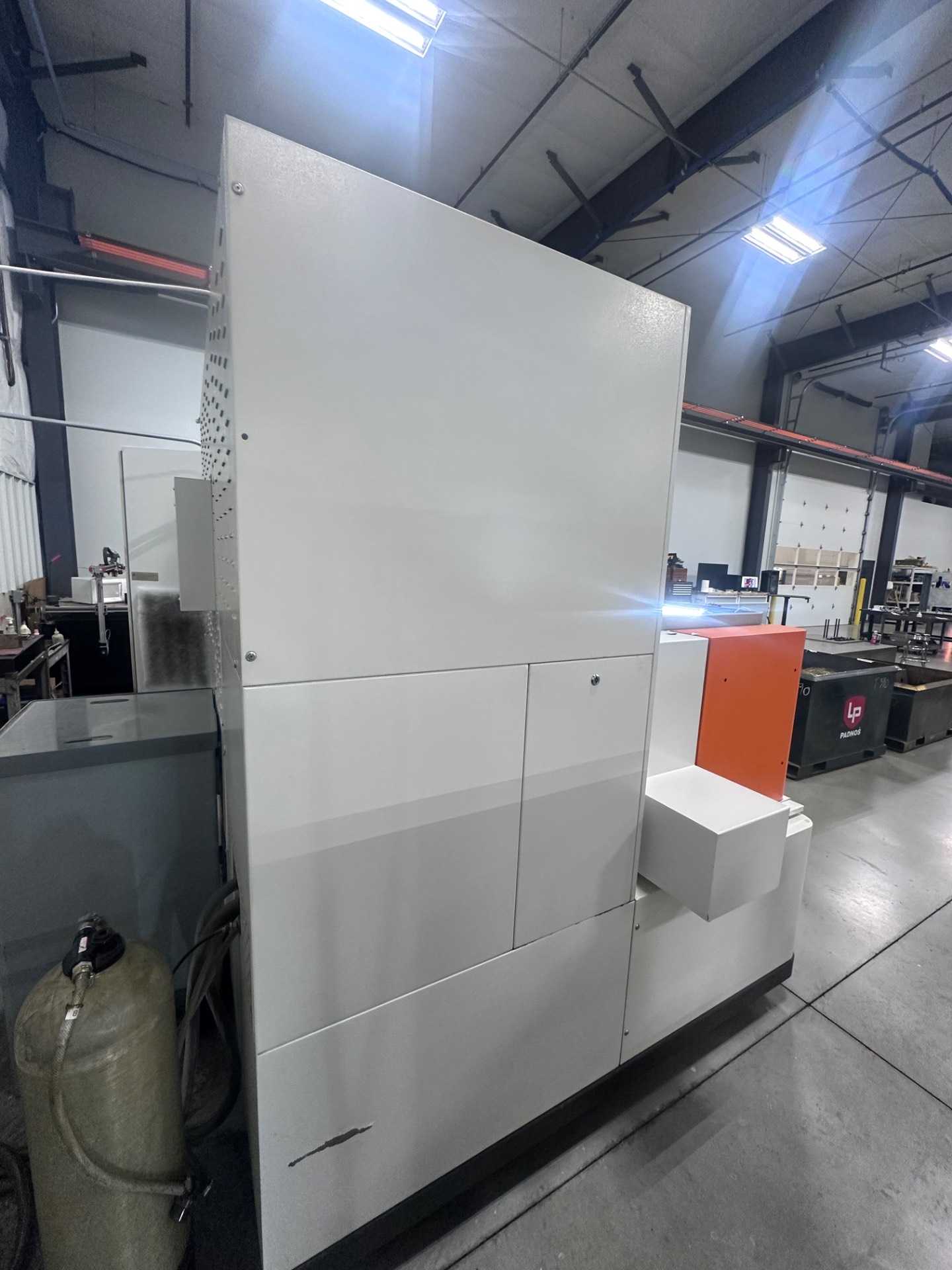 2010 AGIECHARMILLES CUT 30P WIRE EDM, 600X400X350MM, RA 0.25ΜM, GLASS SCALES, ±25° TAPER - WIRE EDM MACHINES