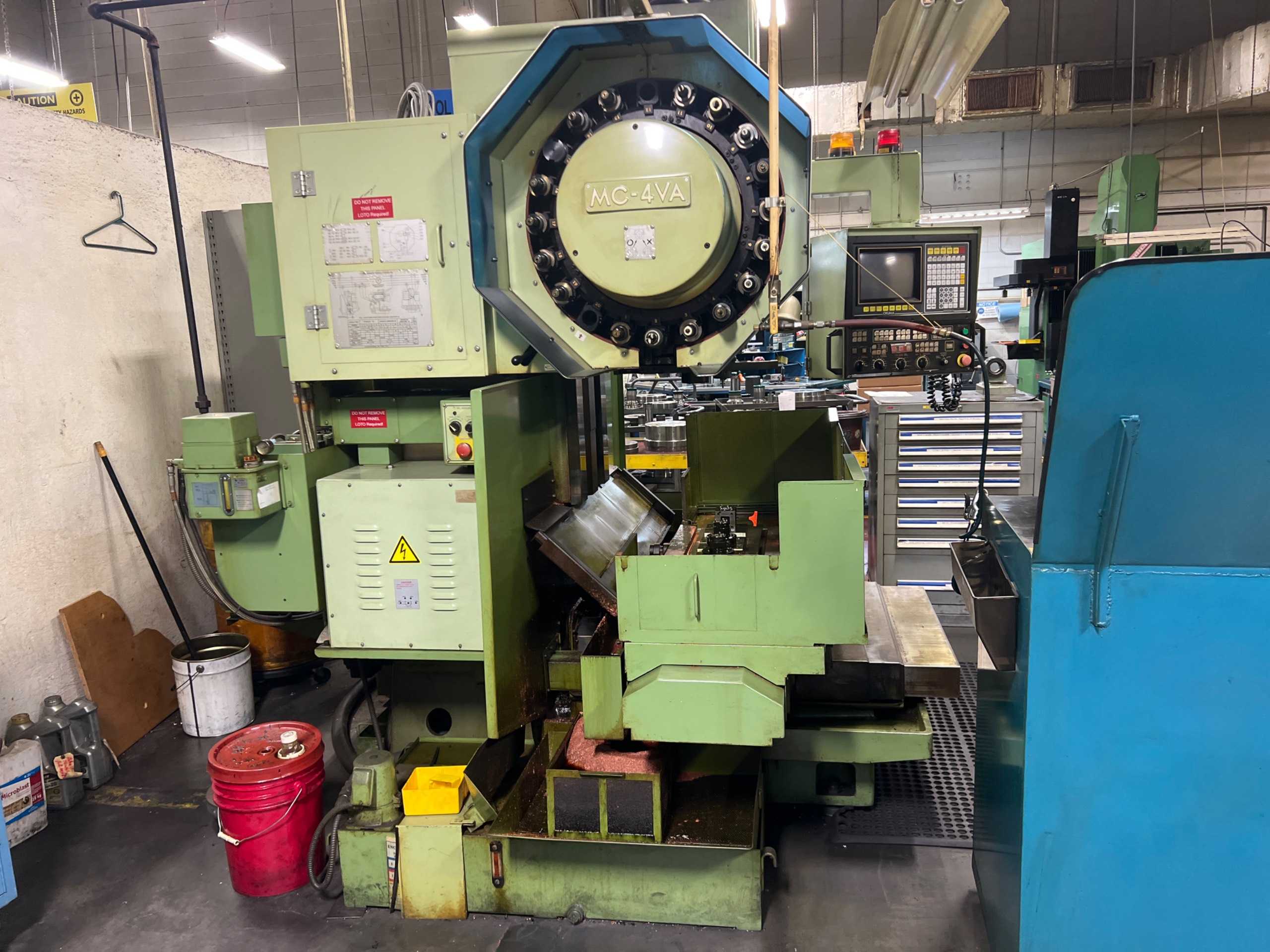 OKUMA MC-4VA VERTICAL MACHINING CENTER - VERTICAL MACHINING CENTERS