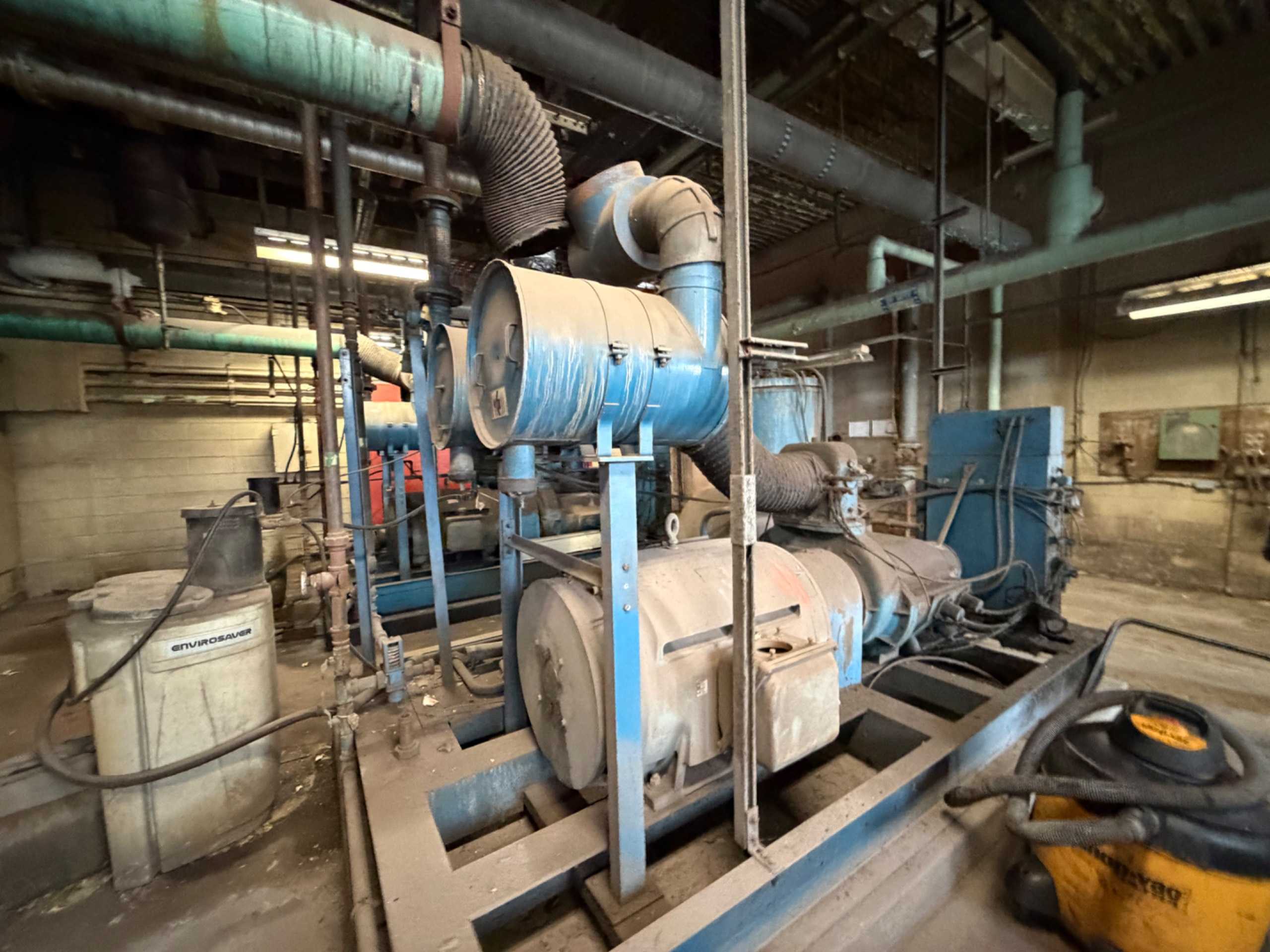 QUINCY QSI-1500 ROTARY SCREW AIR COMPRESSOR, 300-350HP, 1500-1521 ACFM, 100-125 PSIG, Q-CONTROL - STATIONARY AIR COMPRESSOR