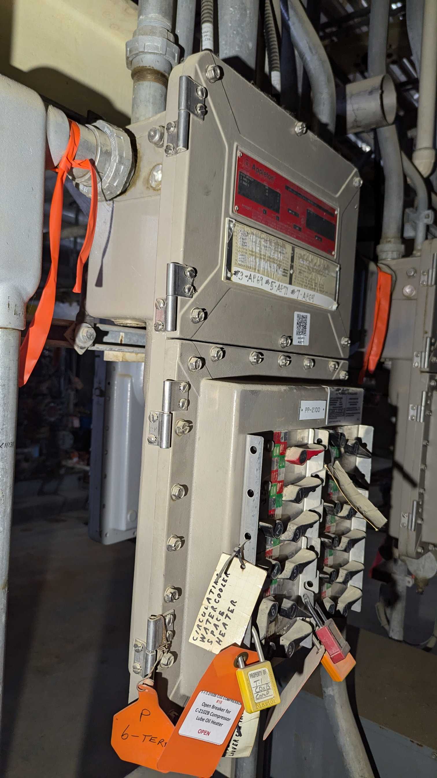 1994 APPLETON D2P PANELBOARD - PANELBOARDS