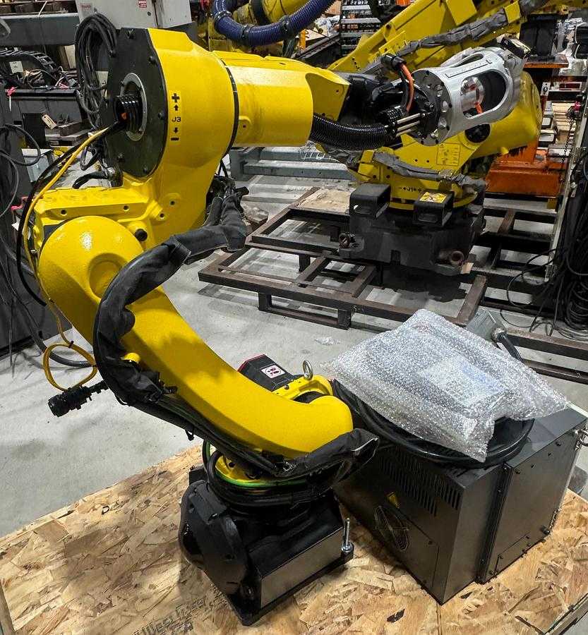 2022 FANUC M-10ID/12 ARTICULATED ROBOT, 12KG PAYLOAD, 1441MM REACH, R-30IB PLUS CONTROL - ARTICULATED ROBOTS