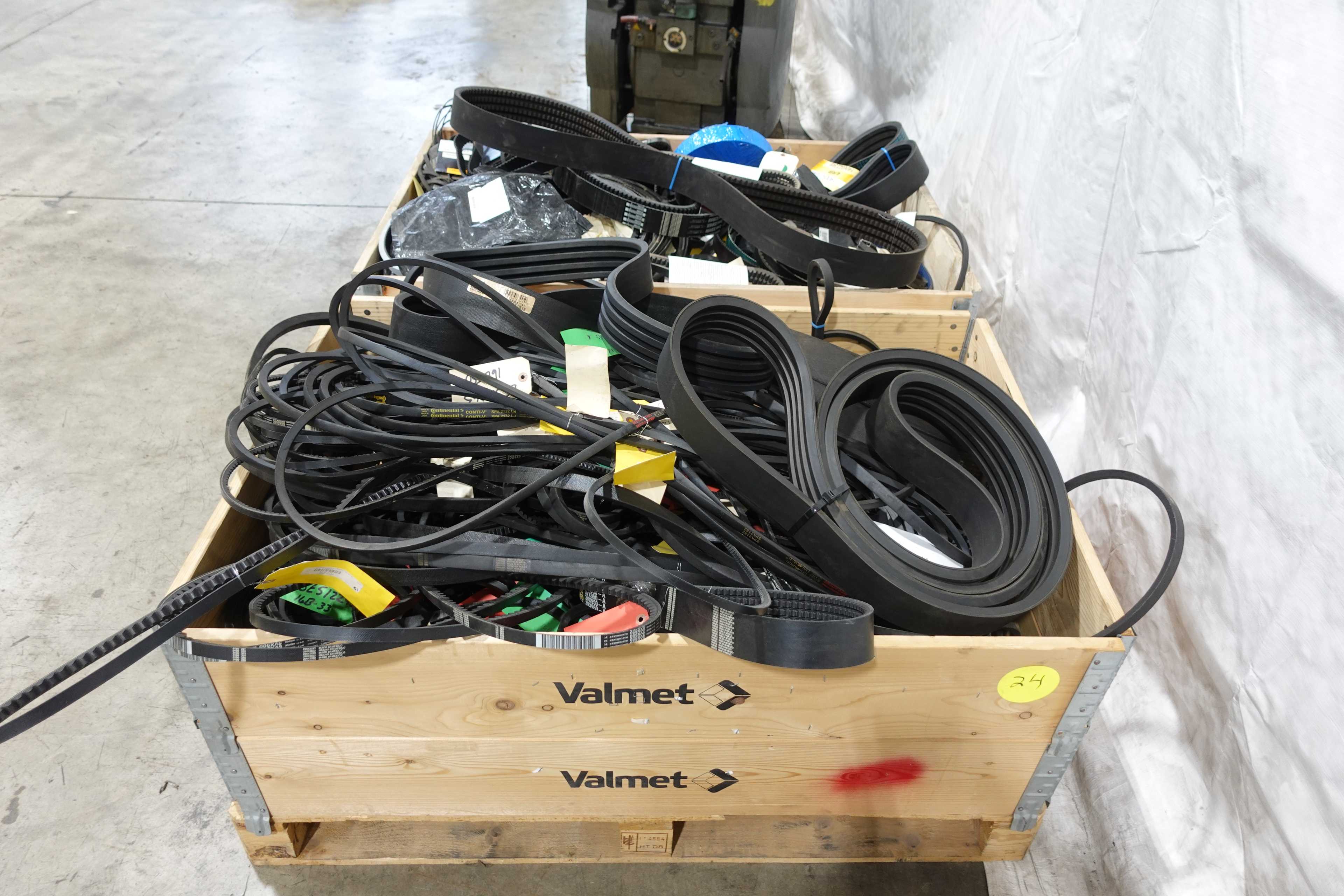 SKU 1722934 - 2 PALLETS OF ASSORTED V-BELTS AND TIMING BELTS - BELTS