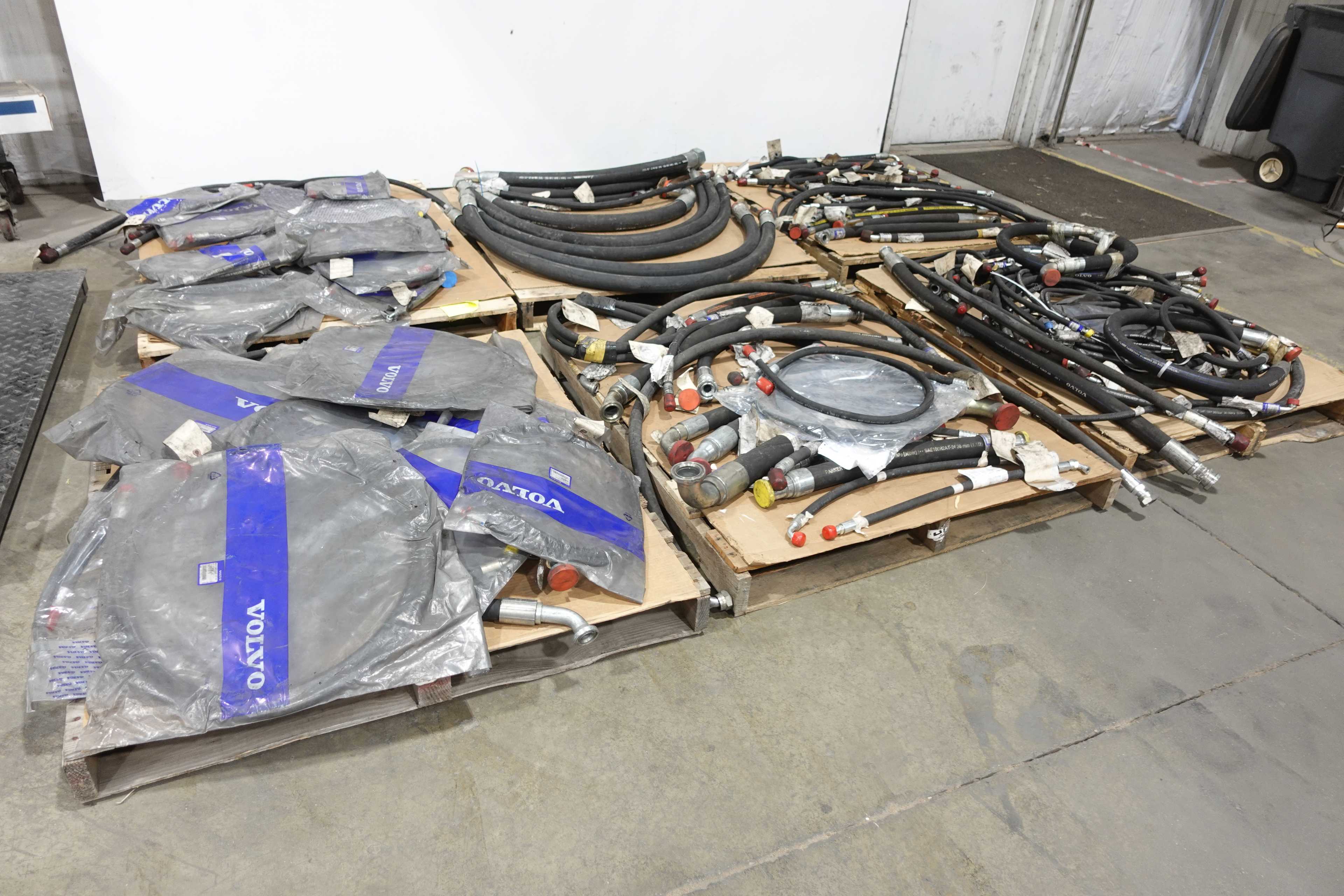 6 PALLETS OF ASSORTED HYDRAULIC HOSES, VOLVO, PARKER, HYDROSCAND - HYDRAULIC HOSE