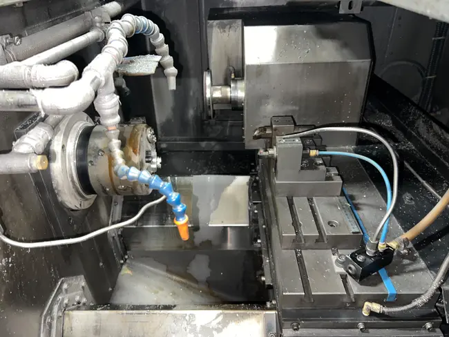2002 TAKAMATSU TOP-T CNC LATHE WITH LOADER - undefined