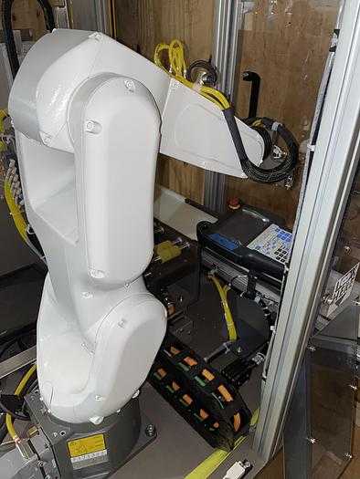 2015 FANUC LR MATE 200ID LABELING CELL, 7KG PAYLOAD, 717MM REACH, R30IB MATE CONTROLLER - ARTICULATED ROBOTS