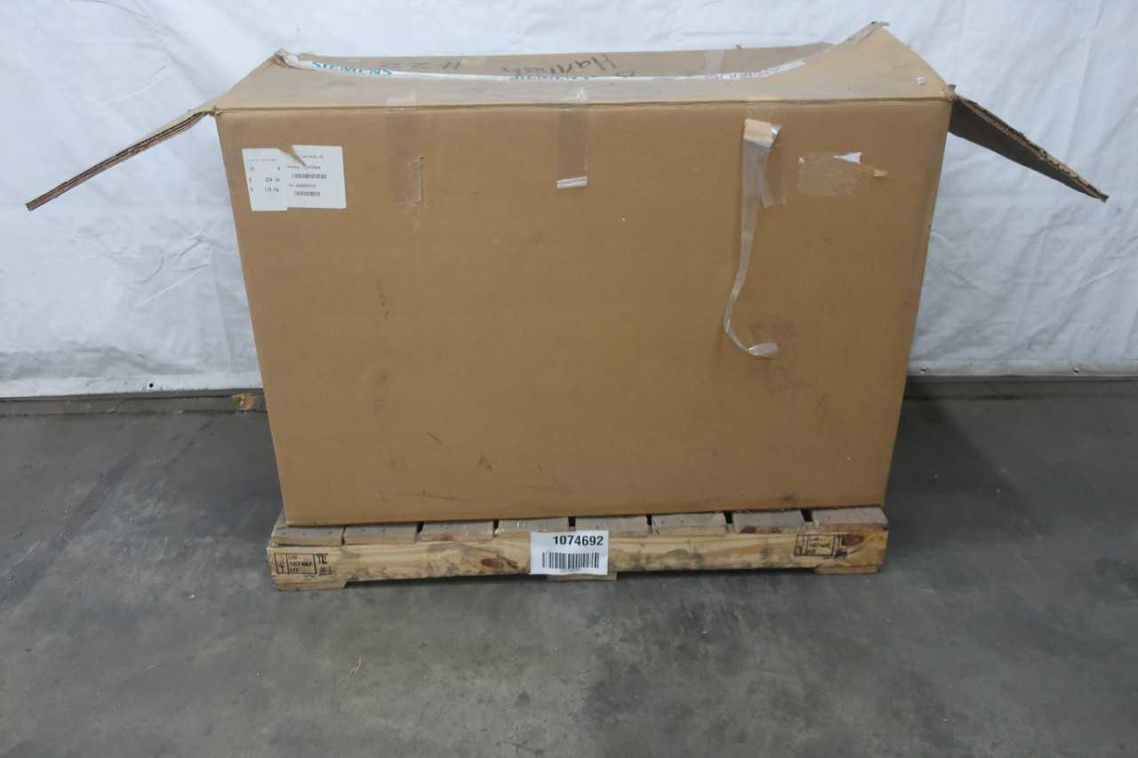 SKU 1074692 - LOT OF ASSORTED COMPUTER MONITORS - MISCELLANEOUS