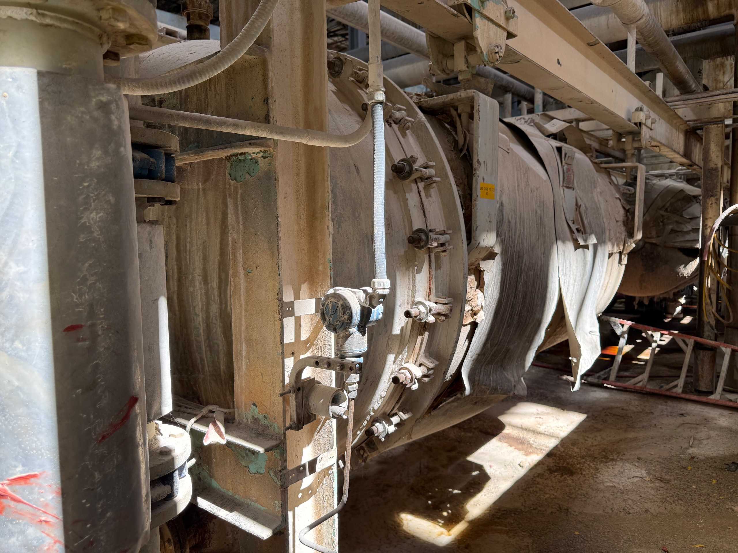 1973 ELECTRO WELDING CO. INC. 20090 LIQUID FILTER TANK - FILTRATION EQUIPMENT