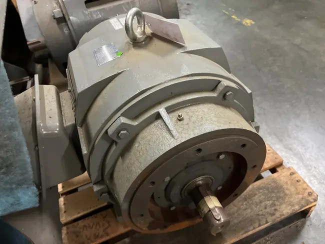 QTY 2: AC MOTOR - undefined