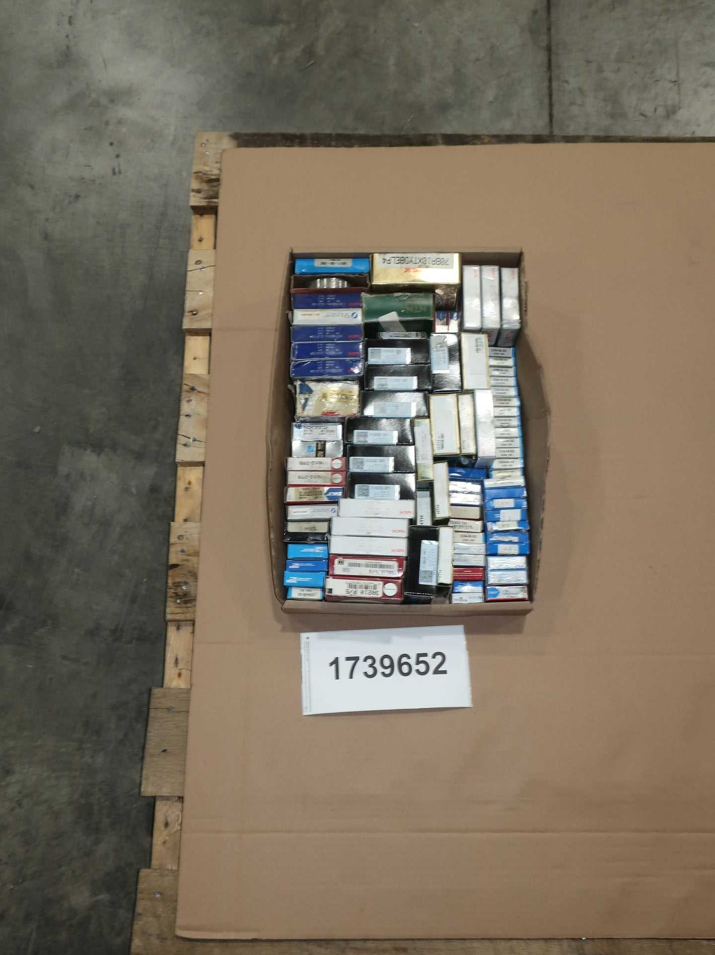 SKU 1739652 - TOTE OF ASSORTED PRECISION BEARINGS SKU 1739652 - TOTE OF ASSORTED PRECISION BEARINGS