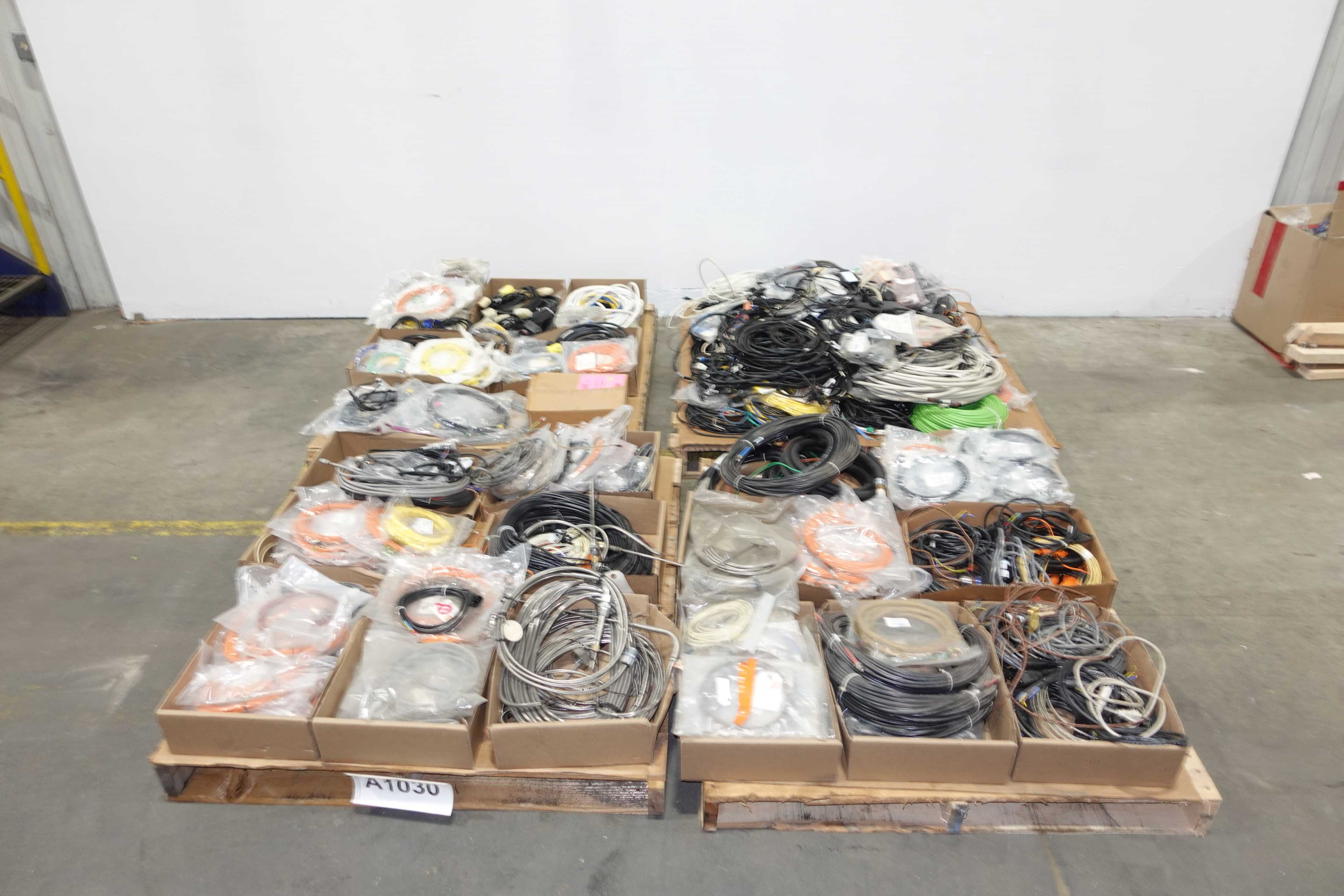 4 PALLETS OF ASSORTED CORDSET CABLES - CORDSET CABLES