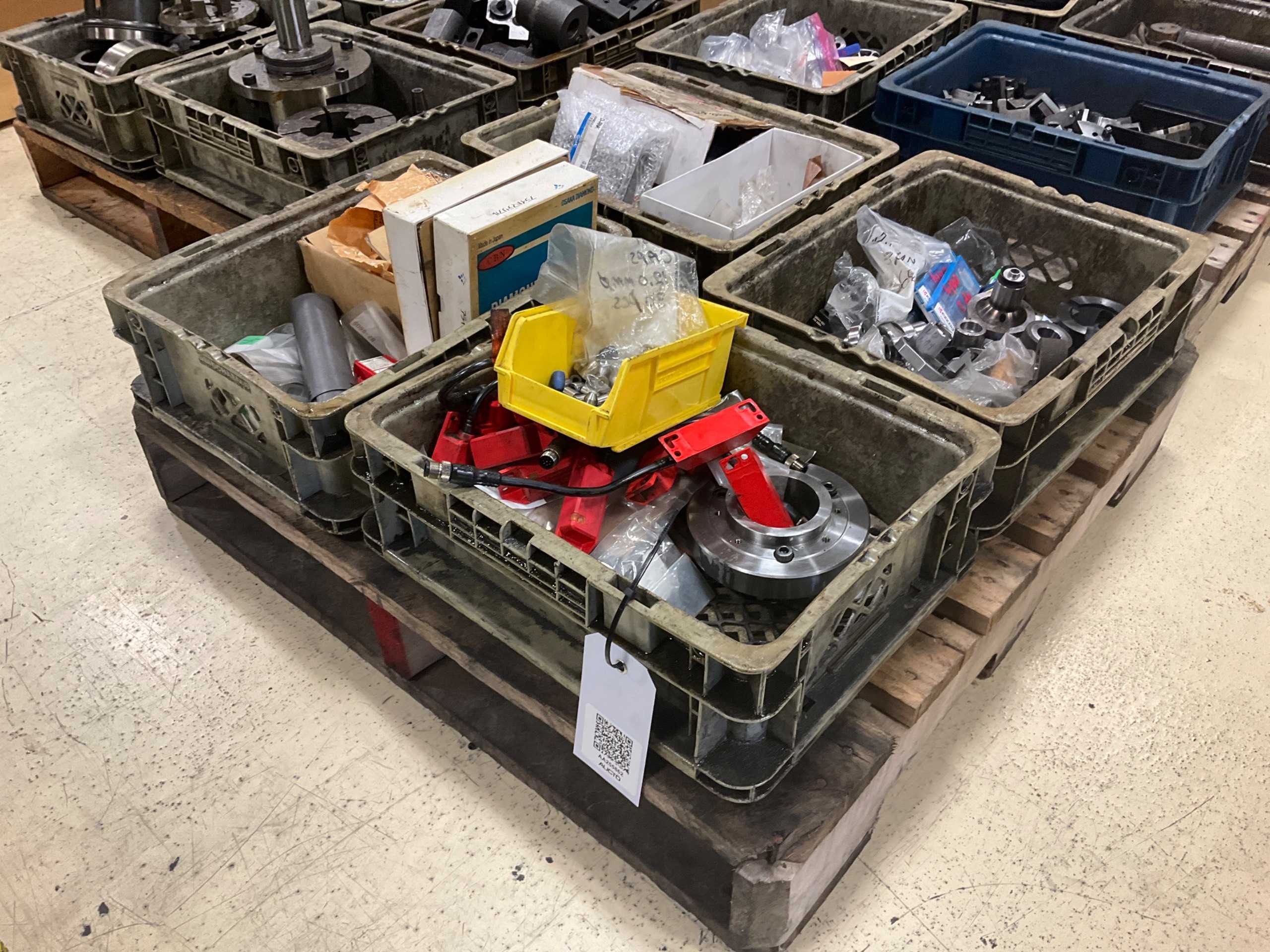 BULK QTY OF INDUSTRIAL PARTS - INDUSTRIAL PARTS