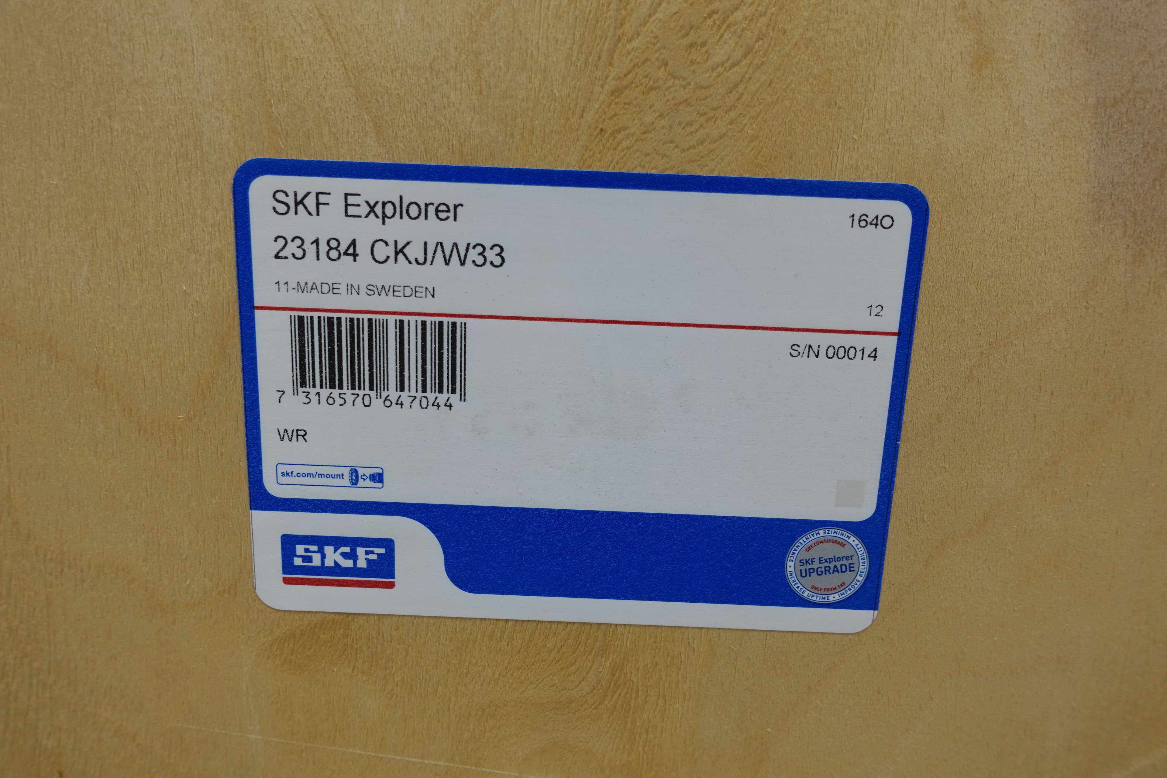 SKU 1739736 - LOT OF 2 SETS OF SKF 23184 CKJ/W33 ROLLER BEARINGS WITH OH3184 SLEEVES - BEARINGS