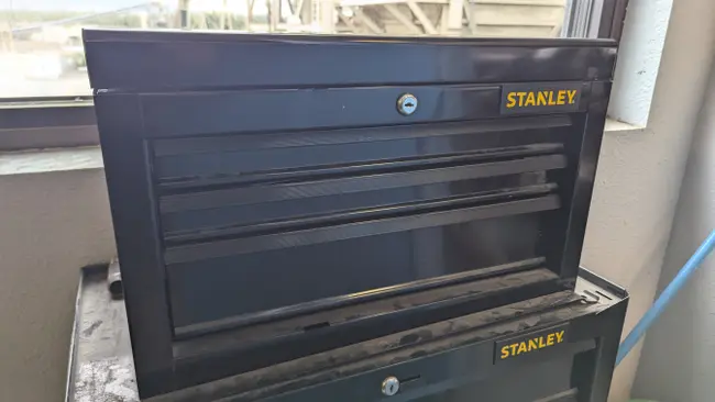 STANLEY 100 SERIES ROLLING TOOL CHEST WITH HAND TOOLS - undefined