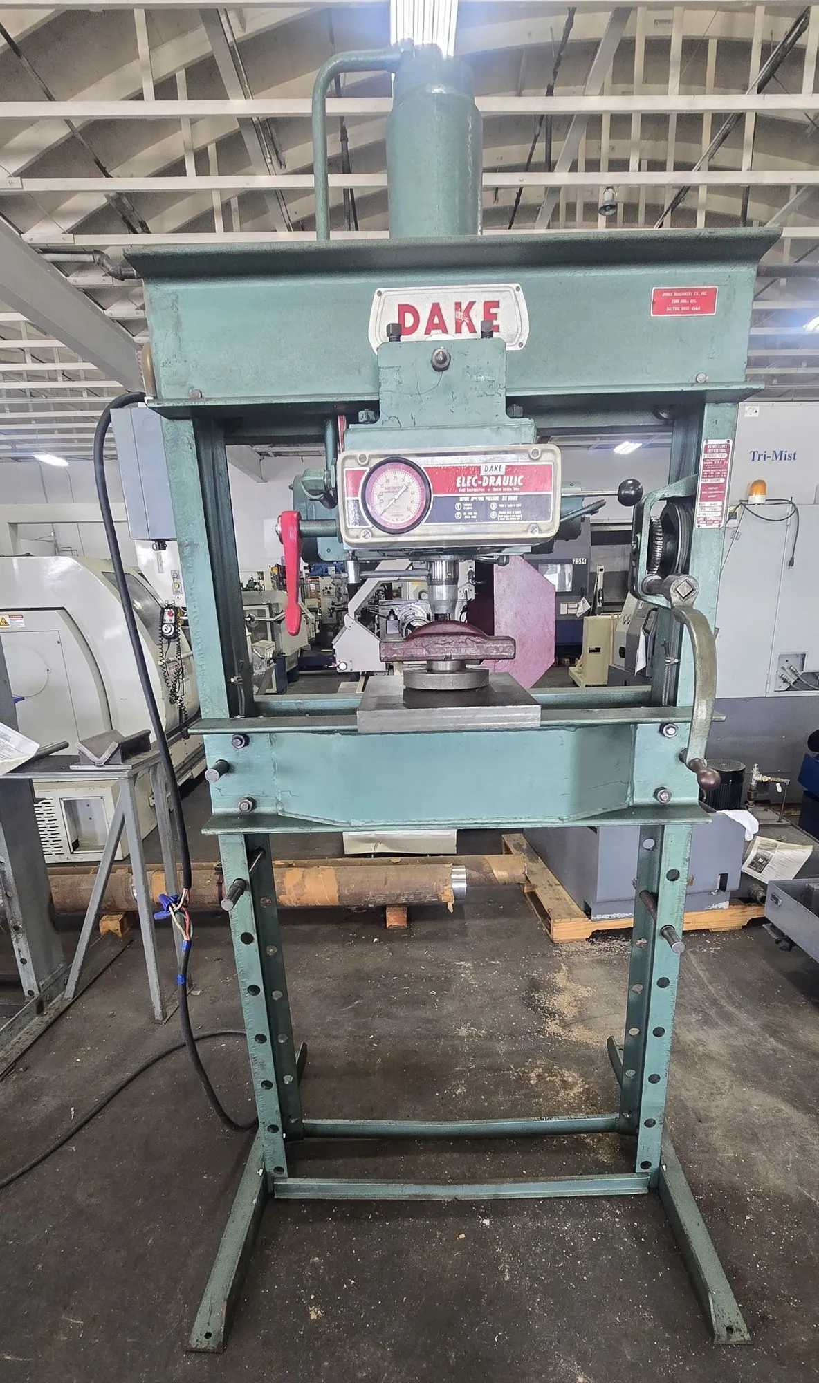 DAKE 5-050 ELEC-DRAULIC H FRAME PRESS 50-TON 2HP 3PH 220V/440V 1800RPM - HYDRAULIC PRESSES