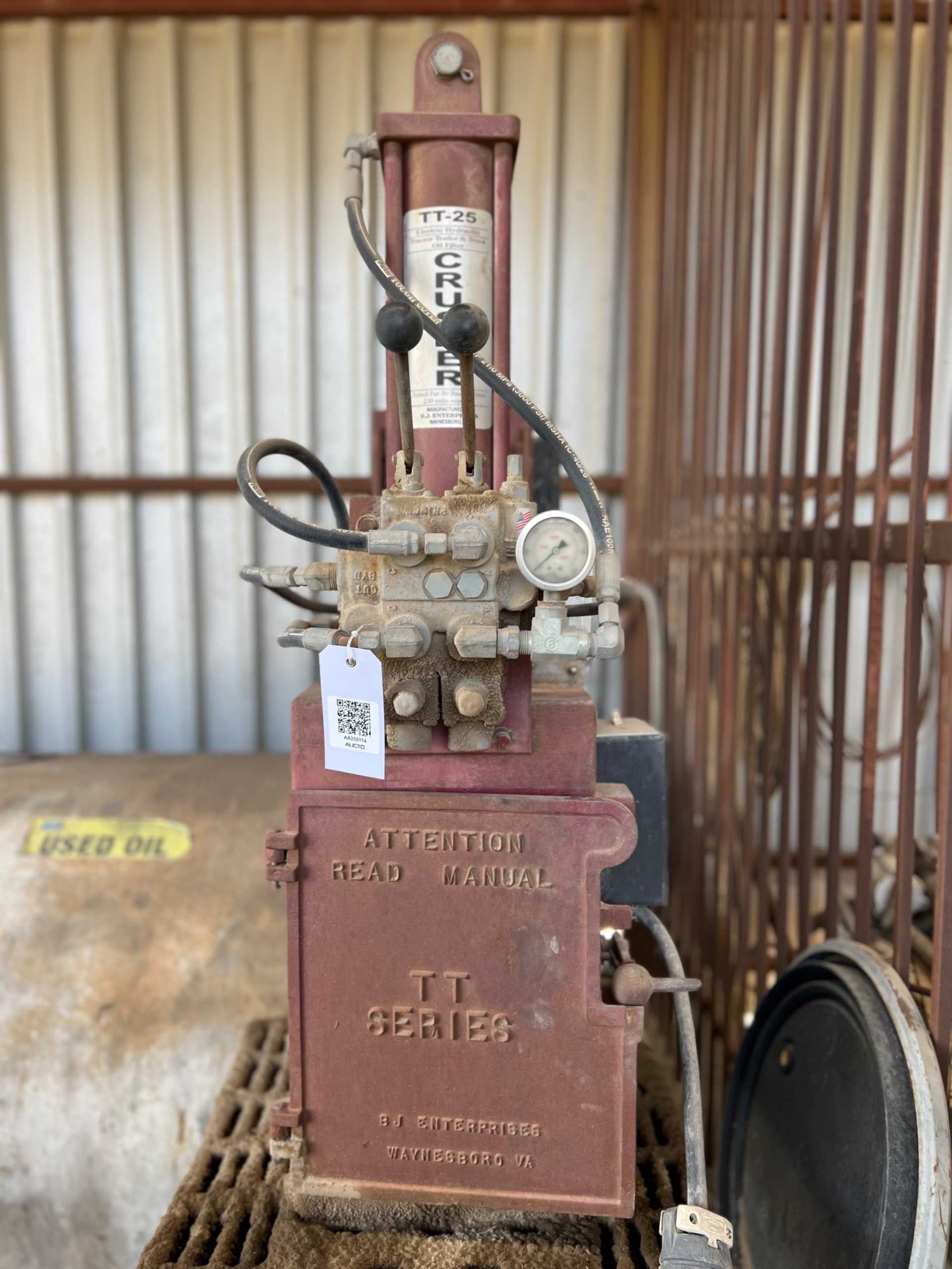 B.J. ENTERPRISES TT-25 CRUSHER - CRUSHERS