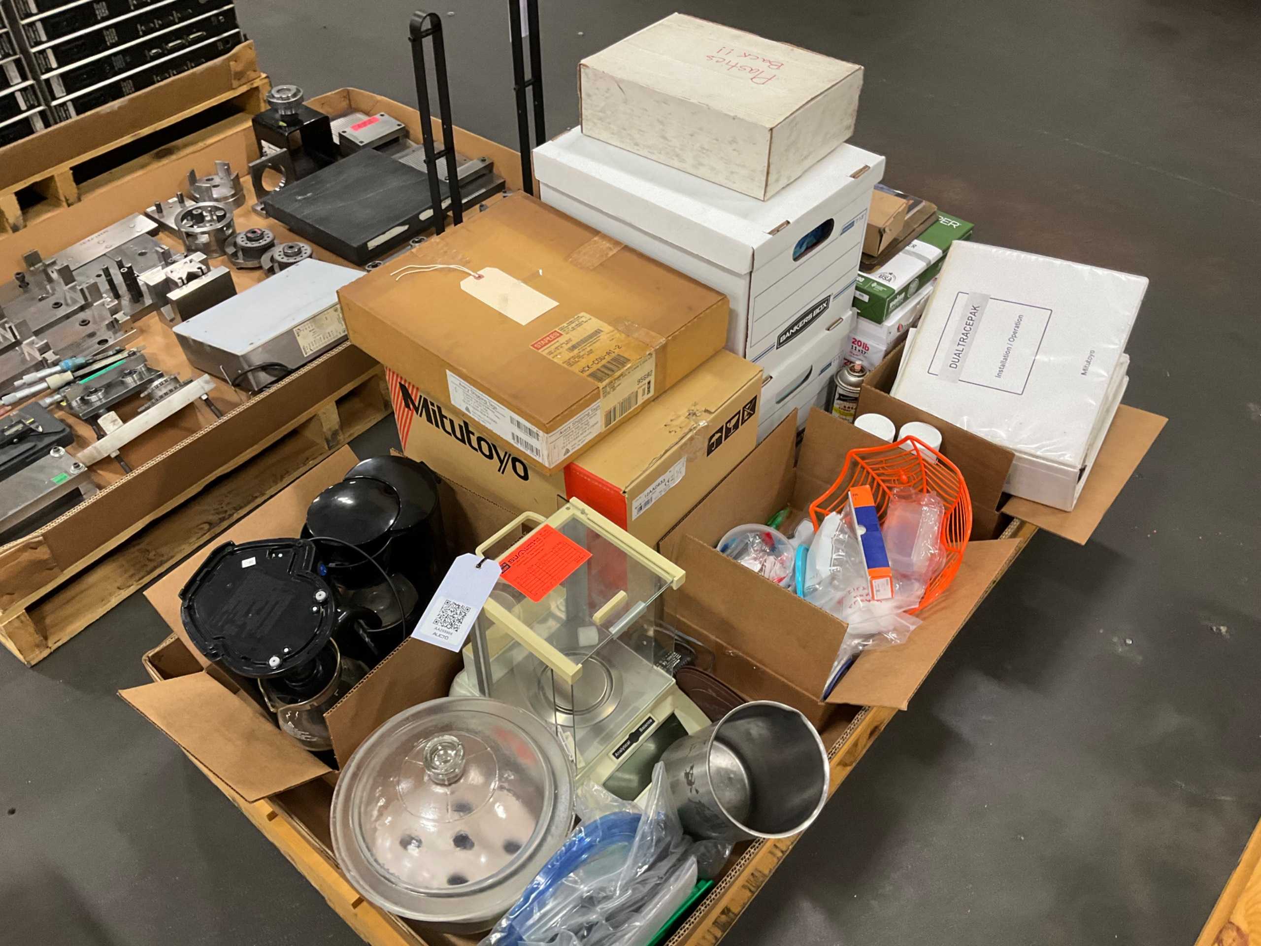 BULK QTY OF PARTS - MISCELLANEOUS