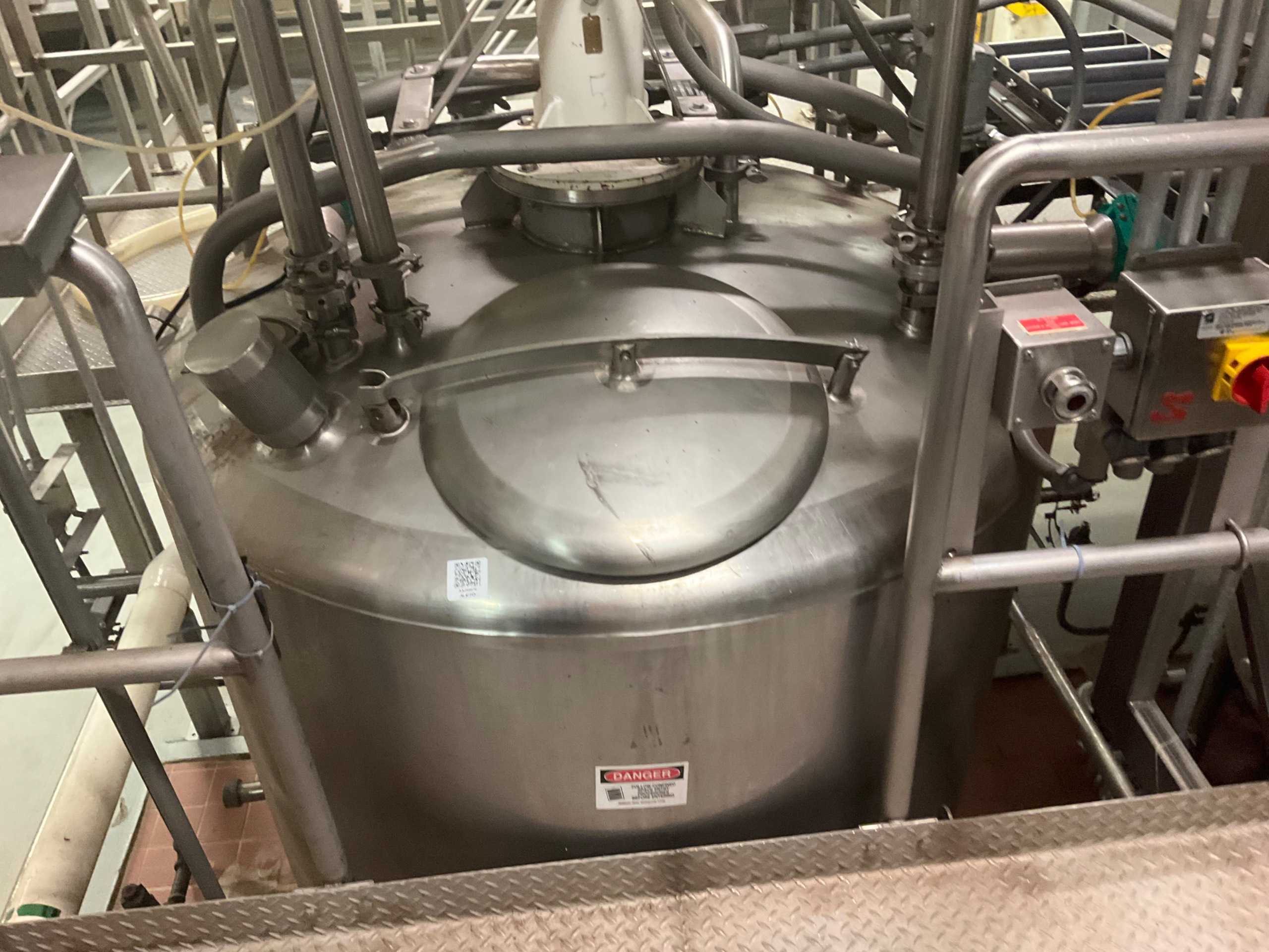 MIXER TANK 600 GALLON - MIXERS