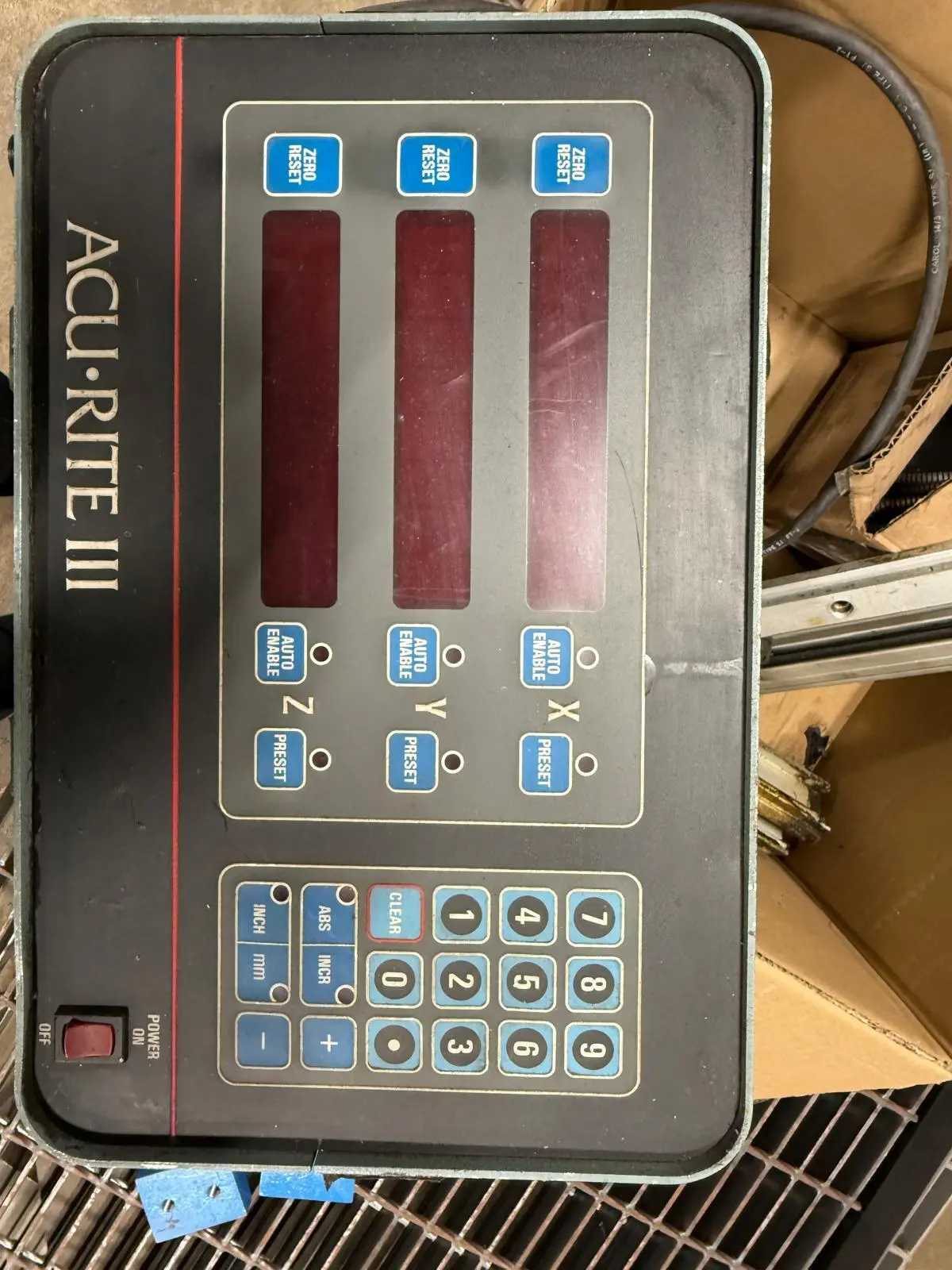 2007 FIRST LC-20VSG VERTICAL KNEE MILLING MACHINE 575V 4500RPM 52"X10" TABLE DRO - VERTICAL MILLING MACHINES