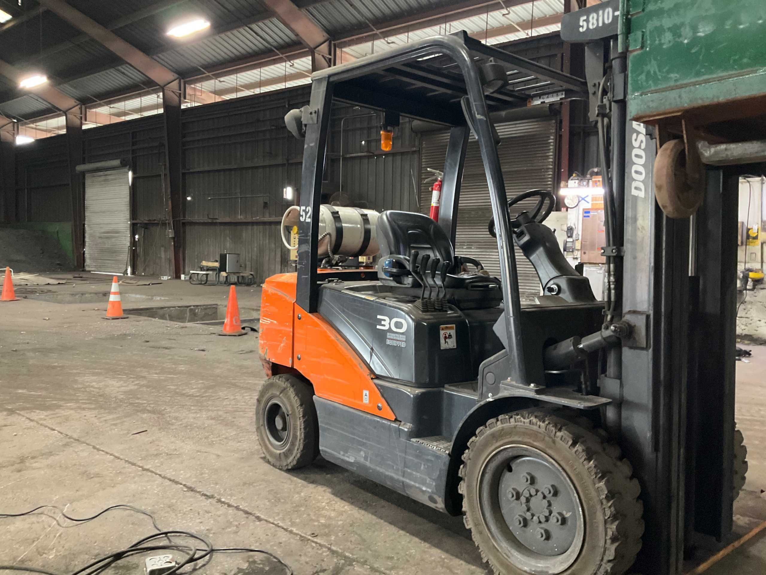 DOOSAN G30N-7 SIT-DOWN FORKLIFT - SIT-DOWN FORKLIFT