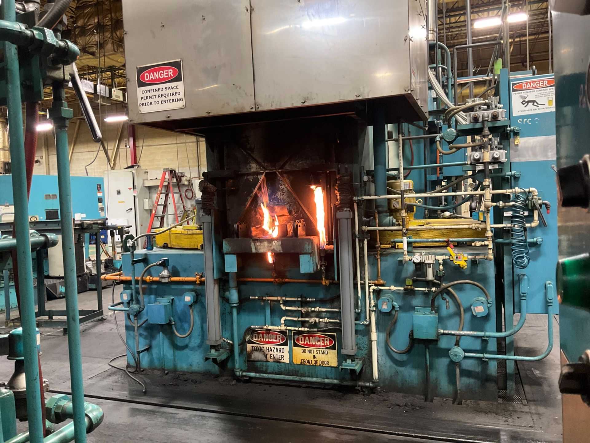 SURFACE COMBUSTION SUPER ALLCASE CARBURIZING FURNACE - CARBURIZING FURNACE