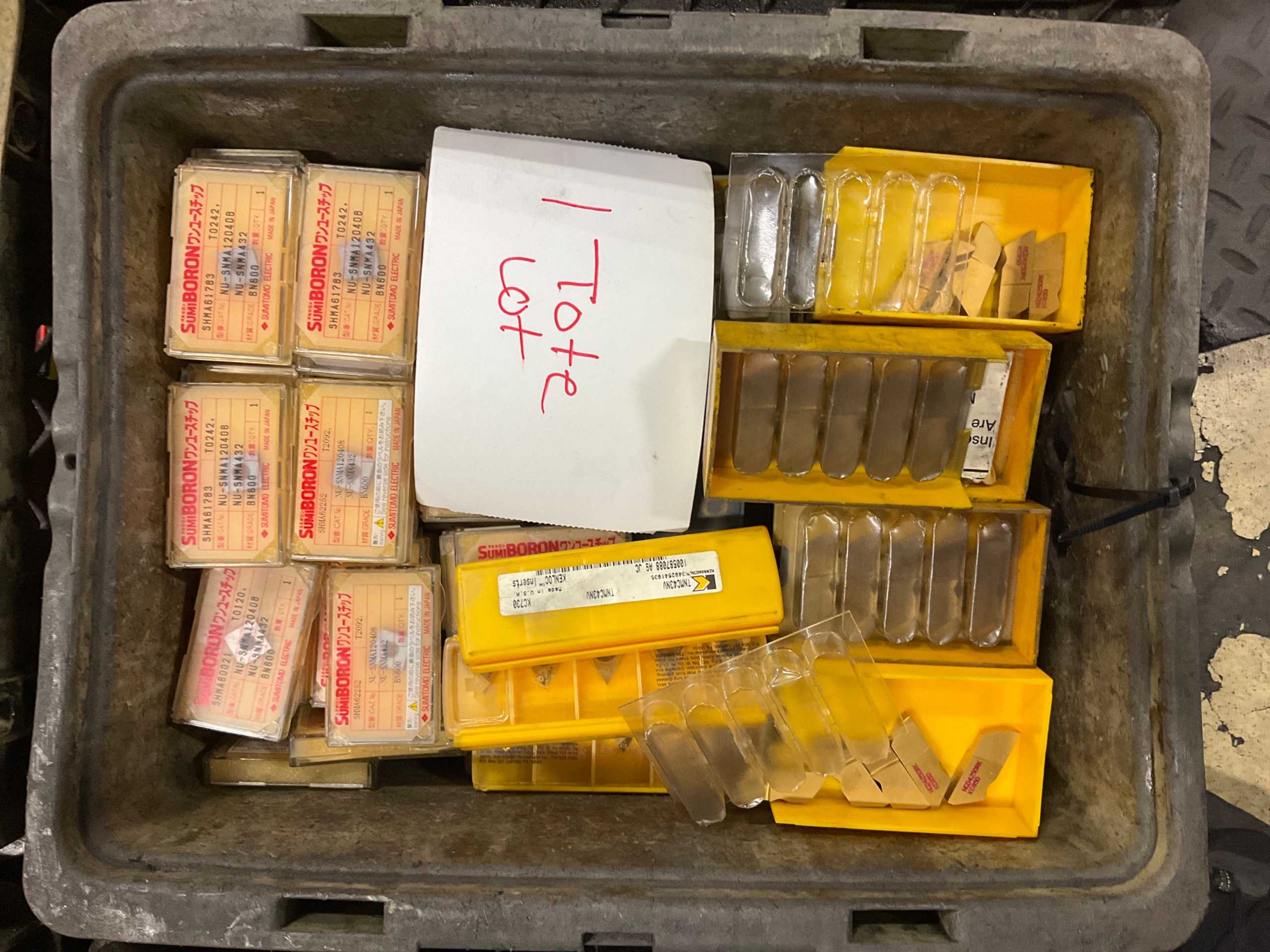 BULK QTY OF INDEXABLE CARBIDE INSERTS - INDUSTRIAL PARTS