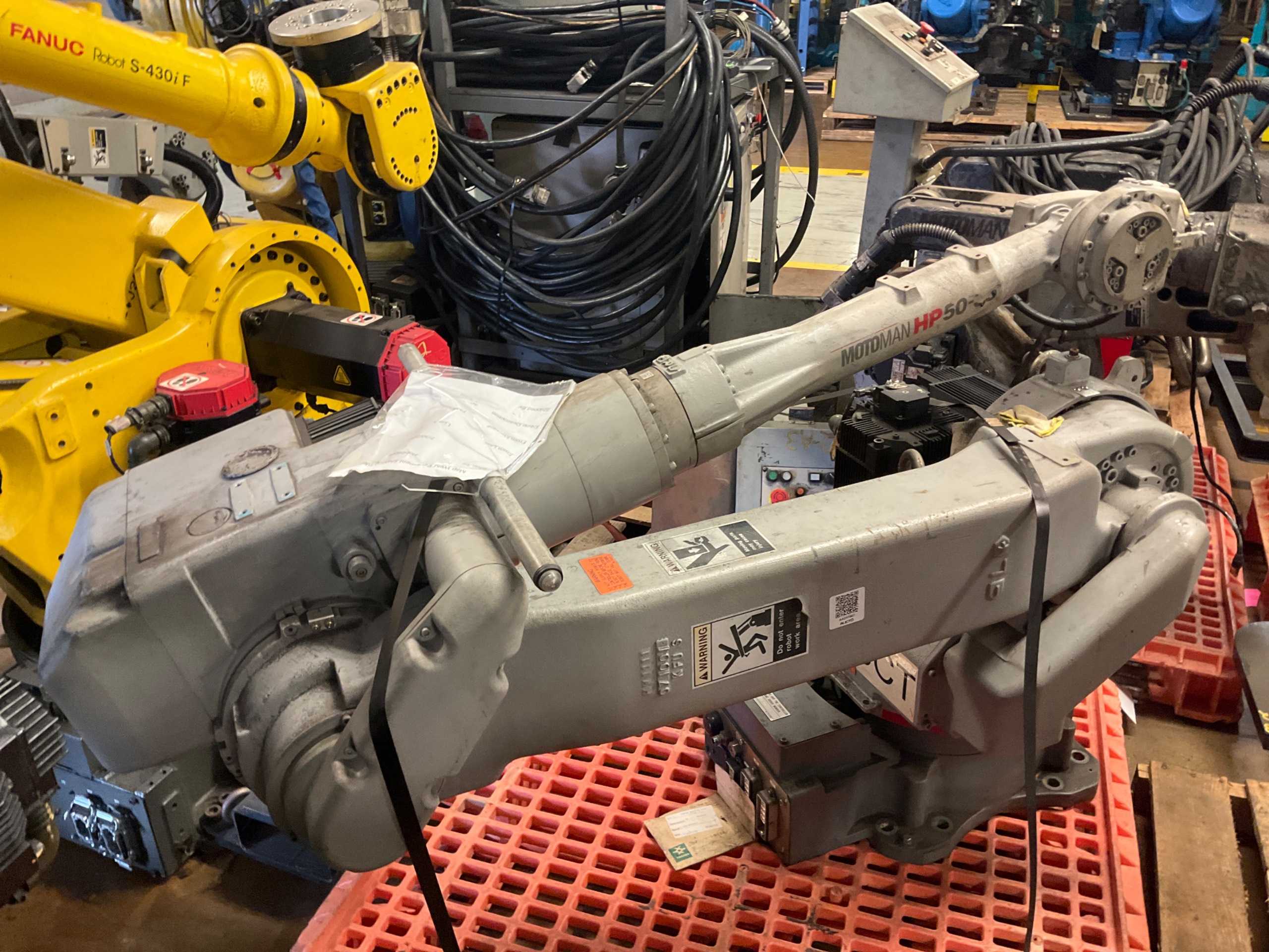2007 YASKAWA MOTOMAN HP50-35 ARTICULATED ROBOT - ARTICULATED ROBOTS