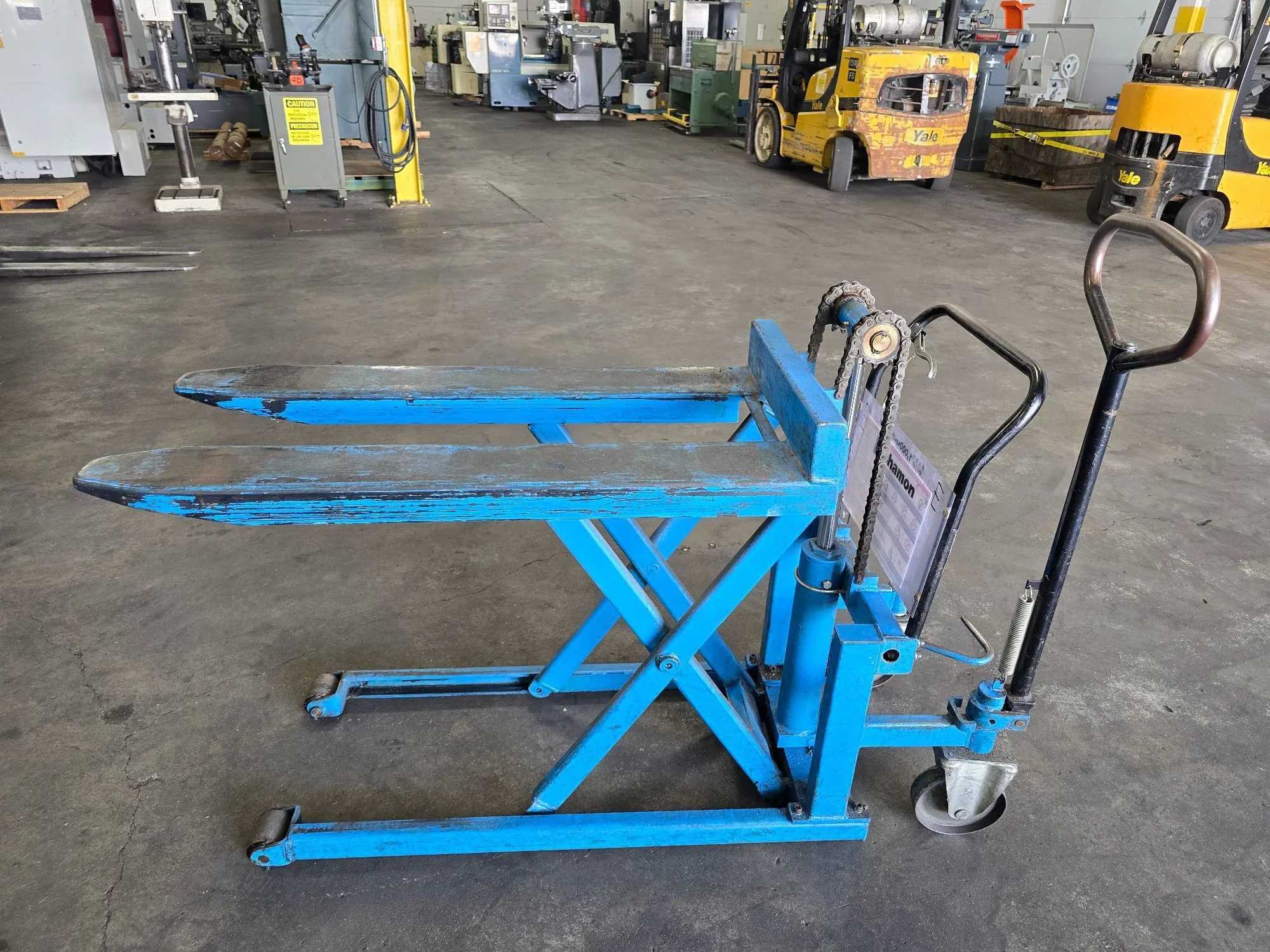 BISHAMON SKIDLIFT FOOT OPERATED SKID TRUCK, 2200 LB. CAPACITY - MANUAL PALLET JACKS