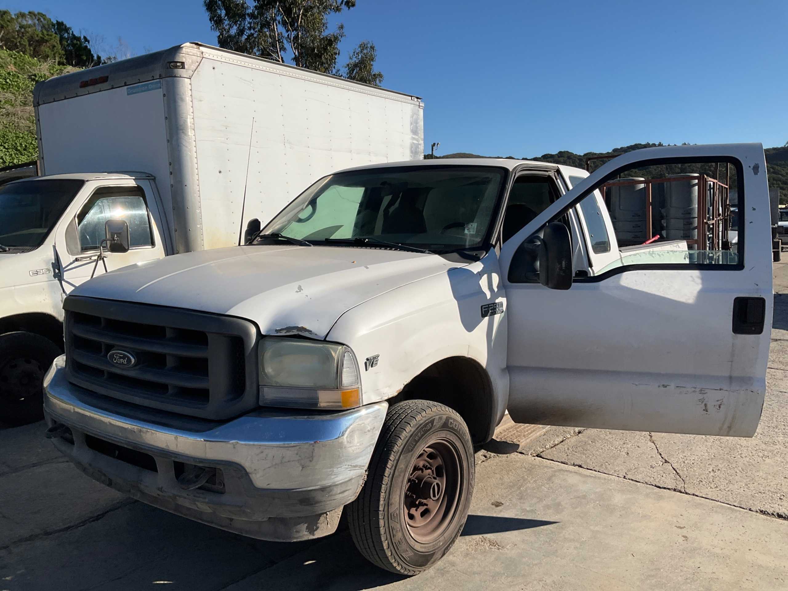 2001 FORD F-250 PICKUP TRUCK - PICKUP TRUCK