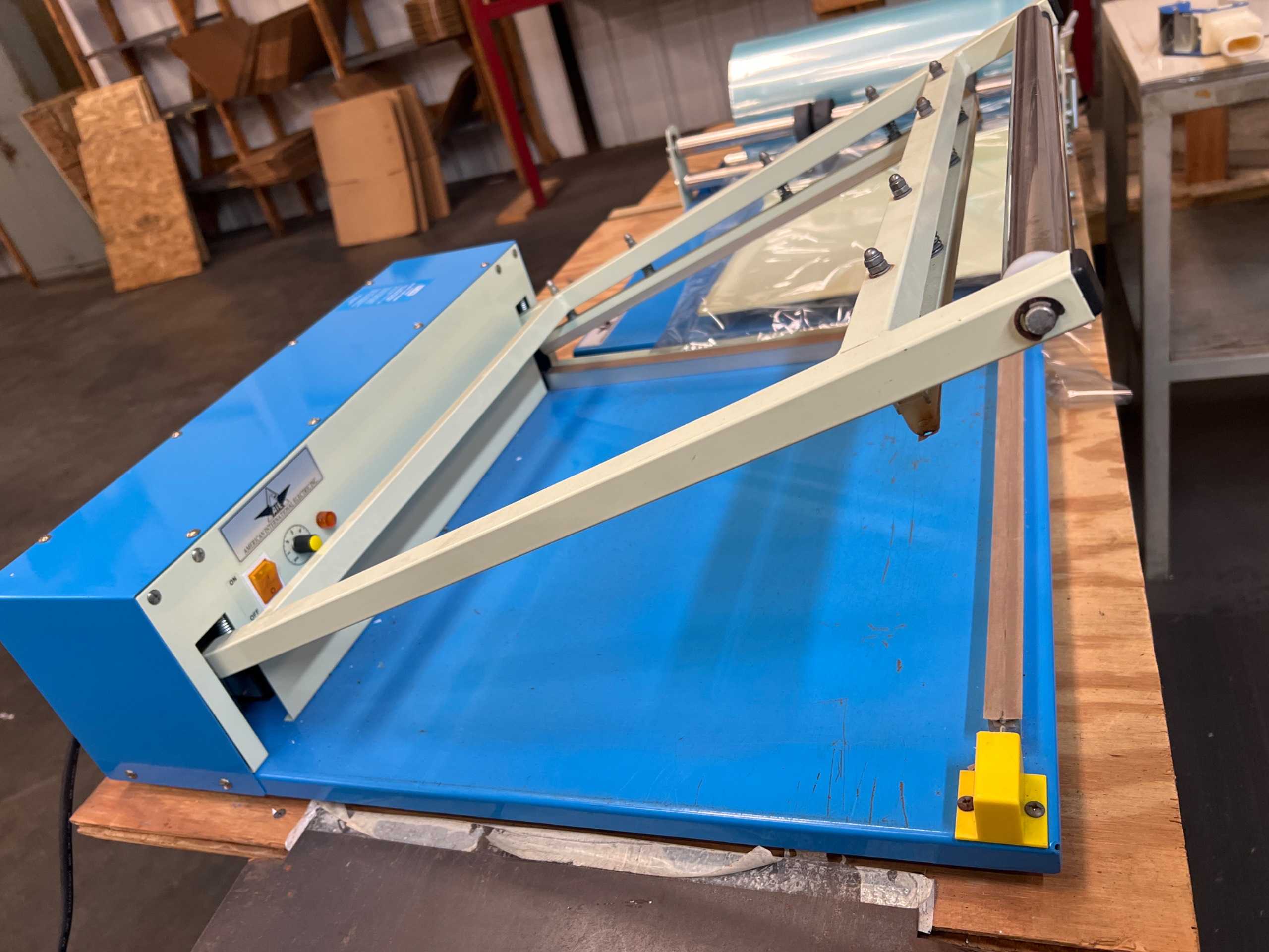 AIE 1818L L-BAR SHRINK WRAPPER - PACKAGING