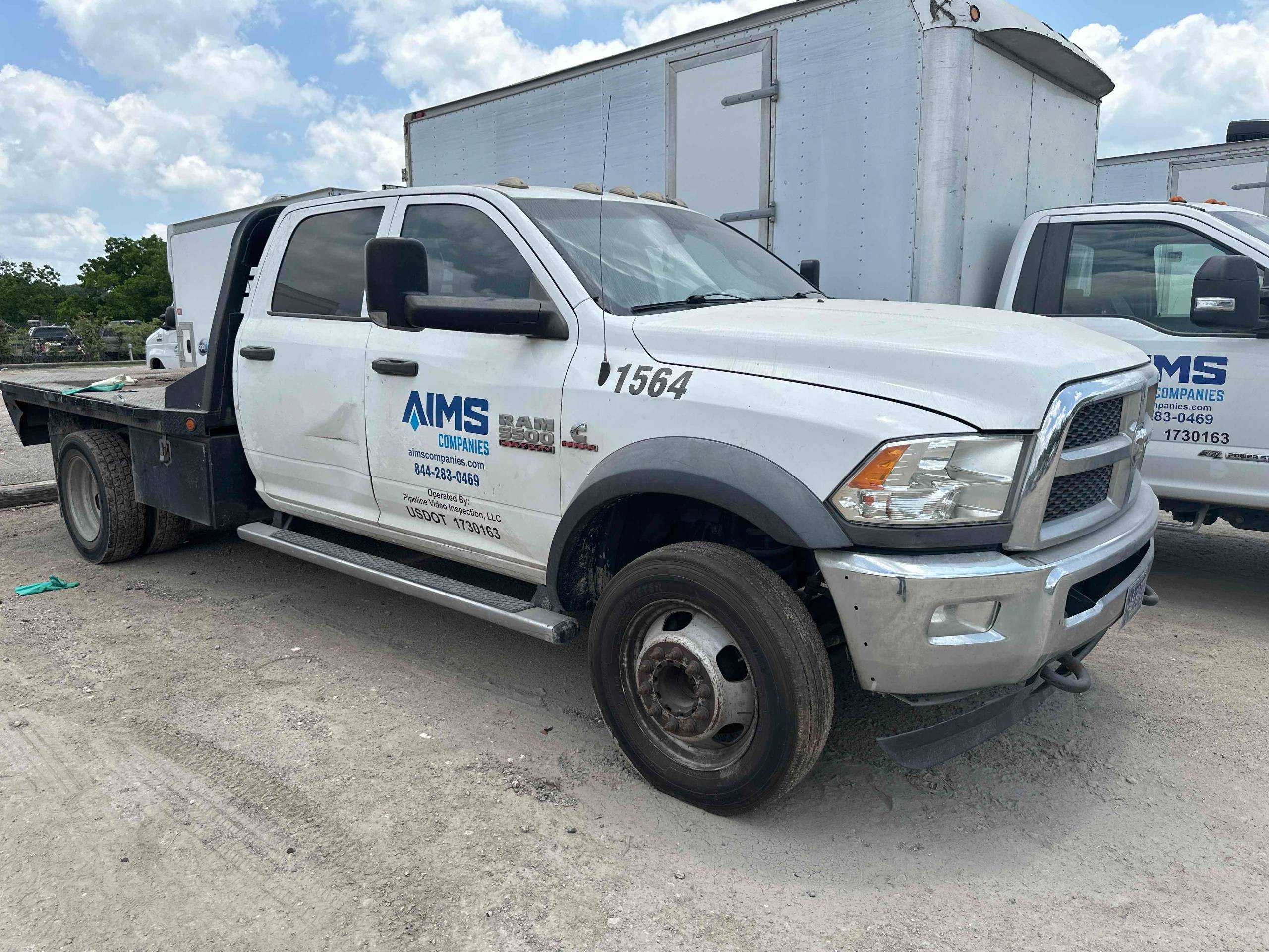 2015 RAM 5500 PICKUP TRUCK - PICKUP TRUCKS