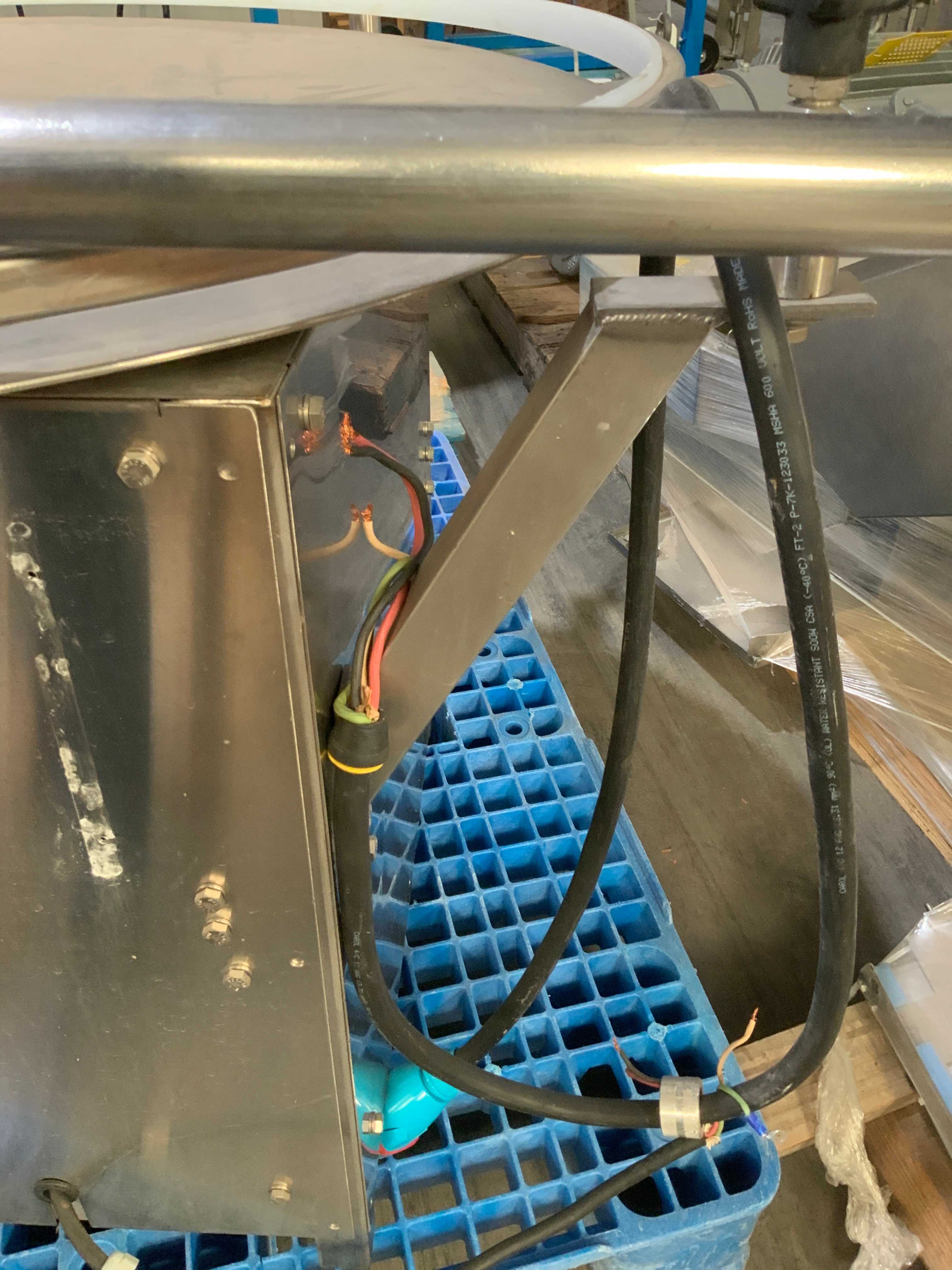 POWERED ROTATING TABLE - MATERIAL HANDLING