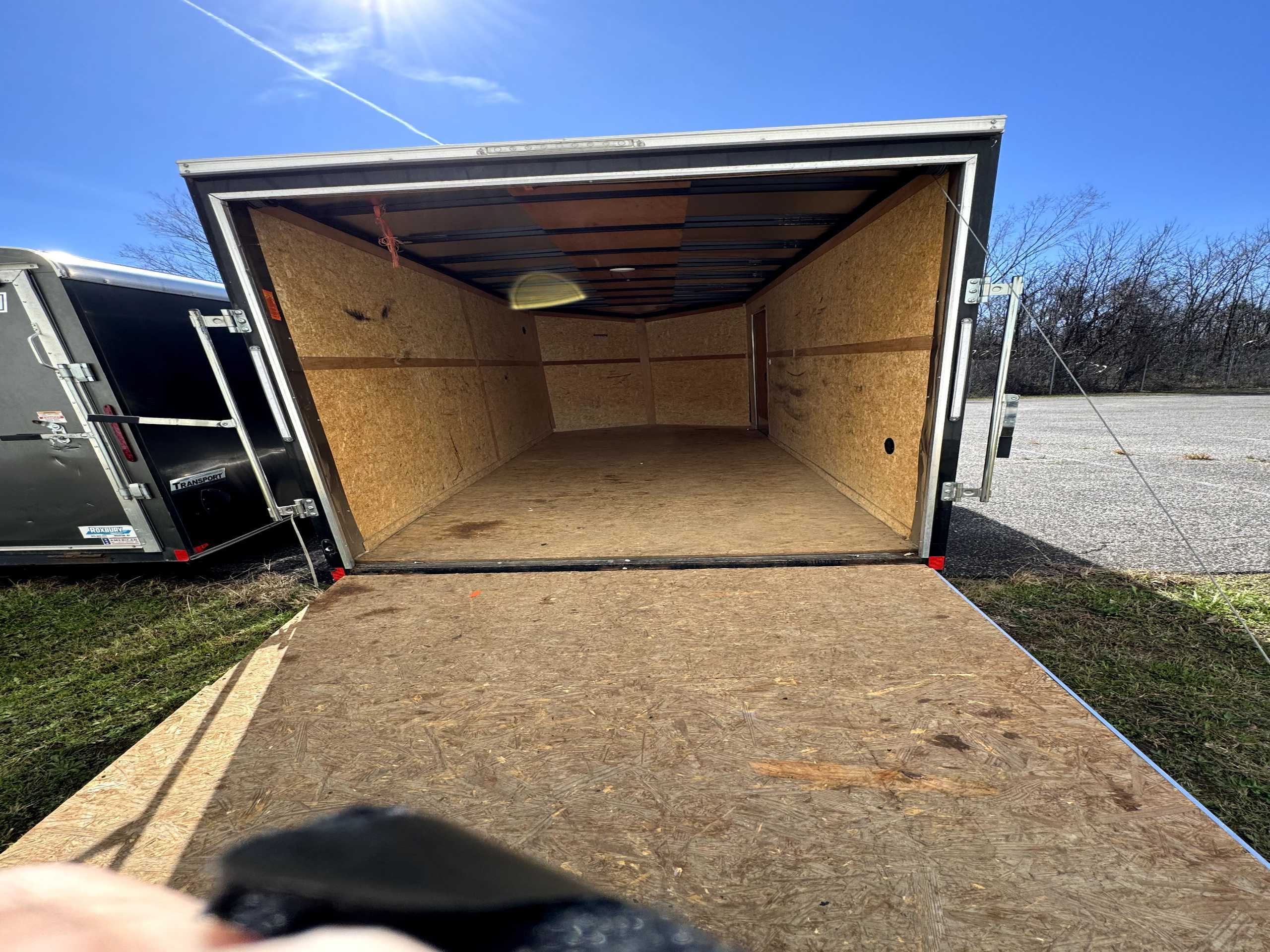 2023 DETRO TRAILERS LLC XL SE ENCLOSED RAMP DOOR TRAILER - TRAILERS