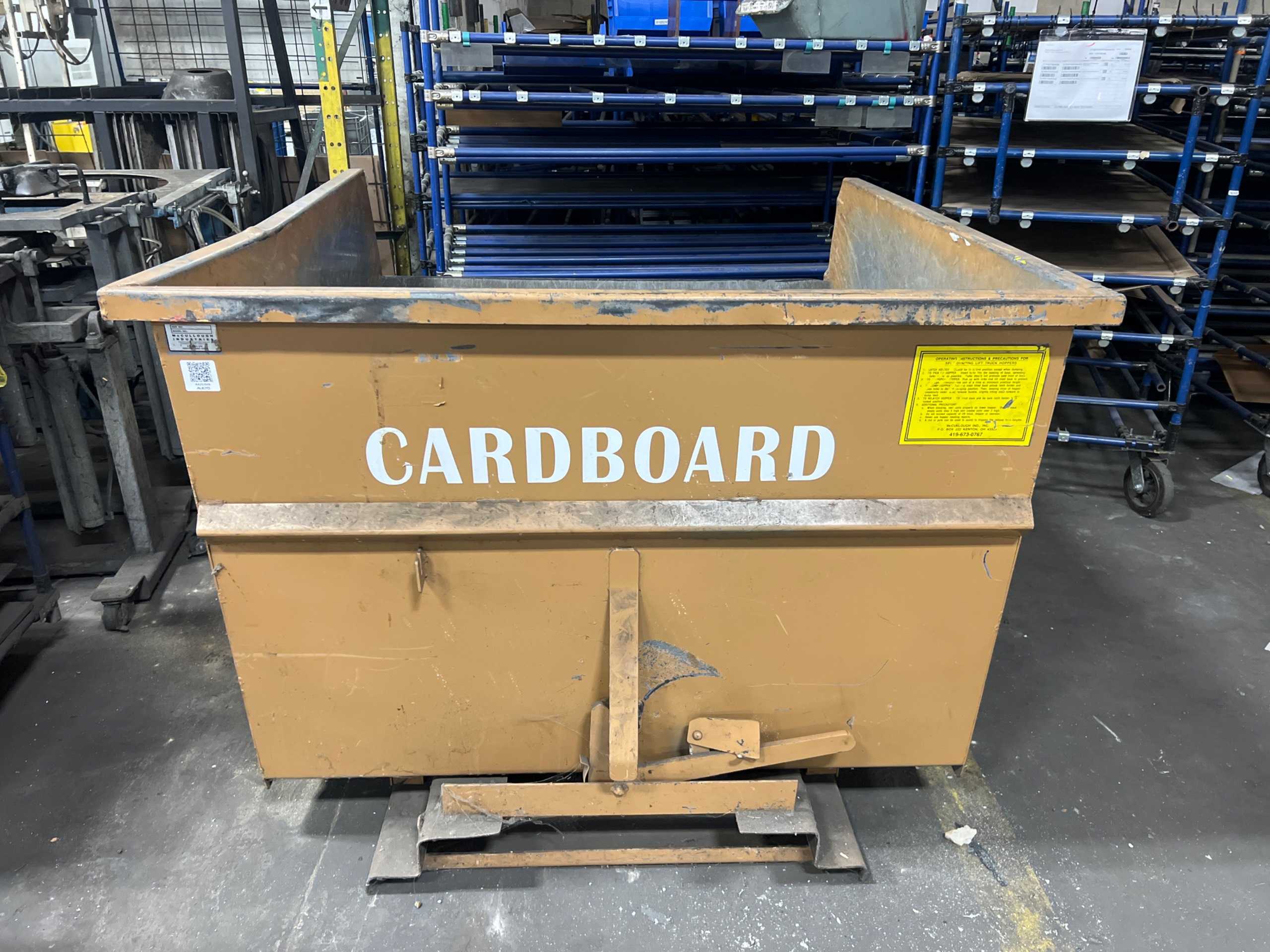 MCCULLOUGH INDUSTRIES SELF DUMPING HOPPER - SELF DUMPING HOPPERS