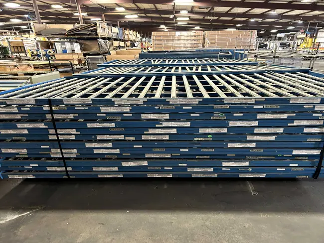 BULK QTY OF ROLLER RACKING - undefined