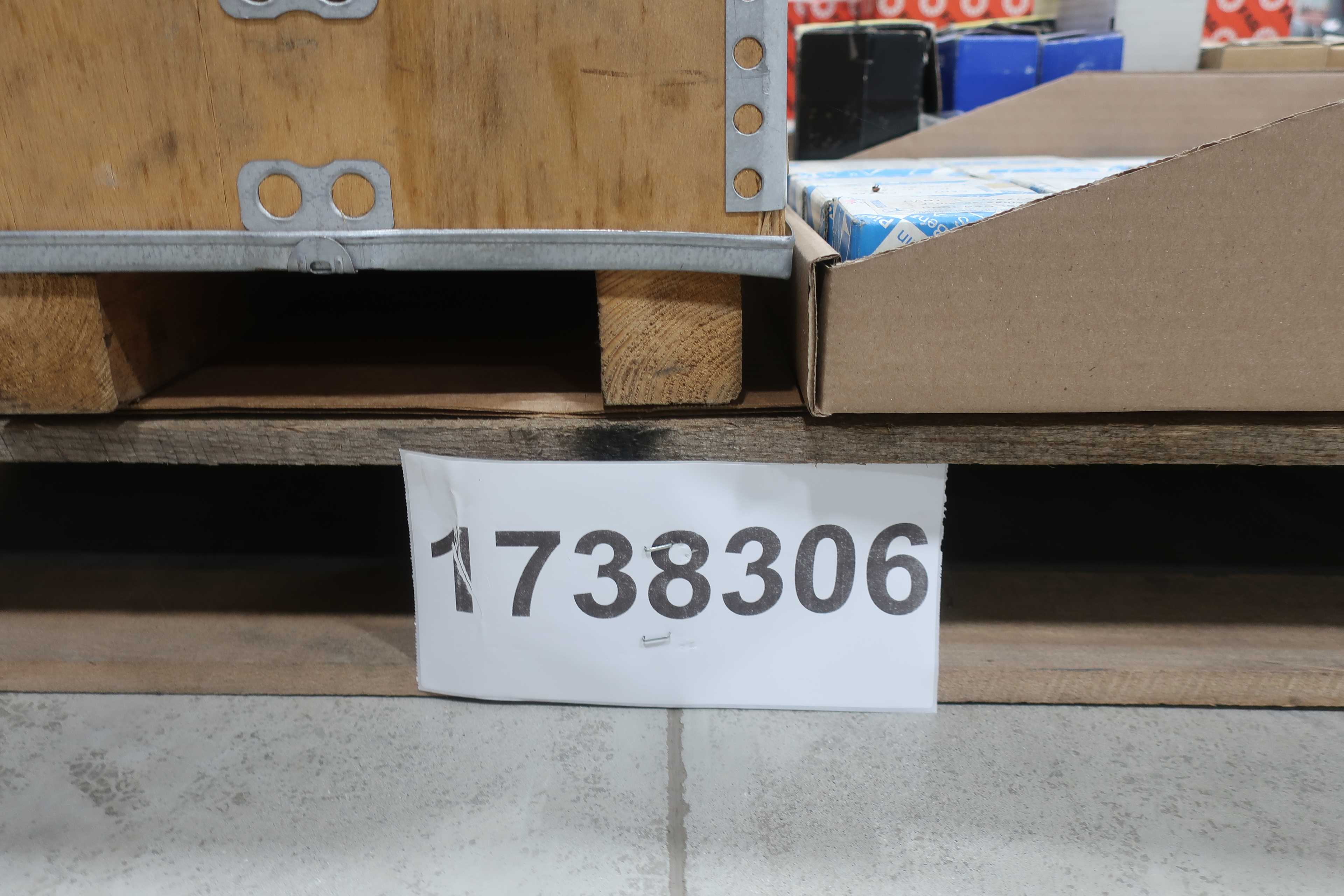 SKU 1738306 - PALLET OF ASSORTED ROLLER BEARINGS, SNR, SKF, TORRINGTON, NTN, FAG, NACHI, TIMKEN - BEARINGS