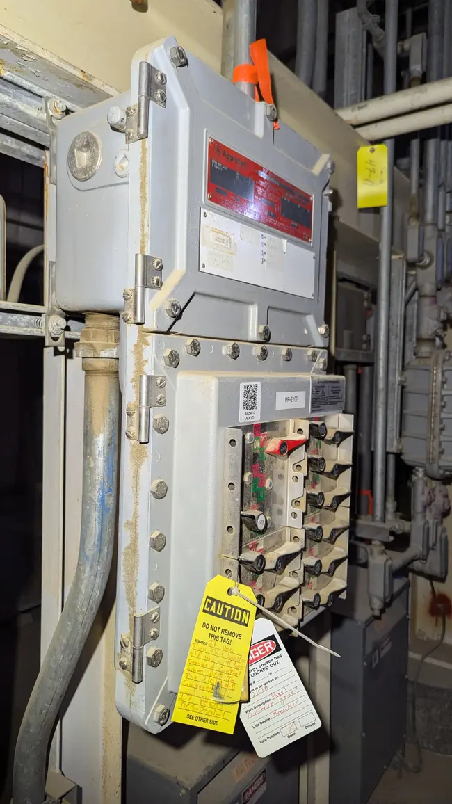 1999 APPLETON D2P PANELBOARD - undefined