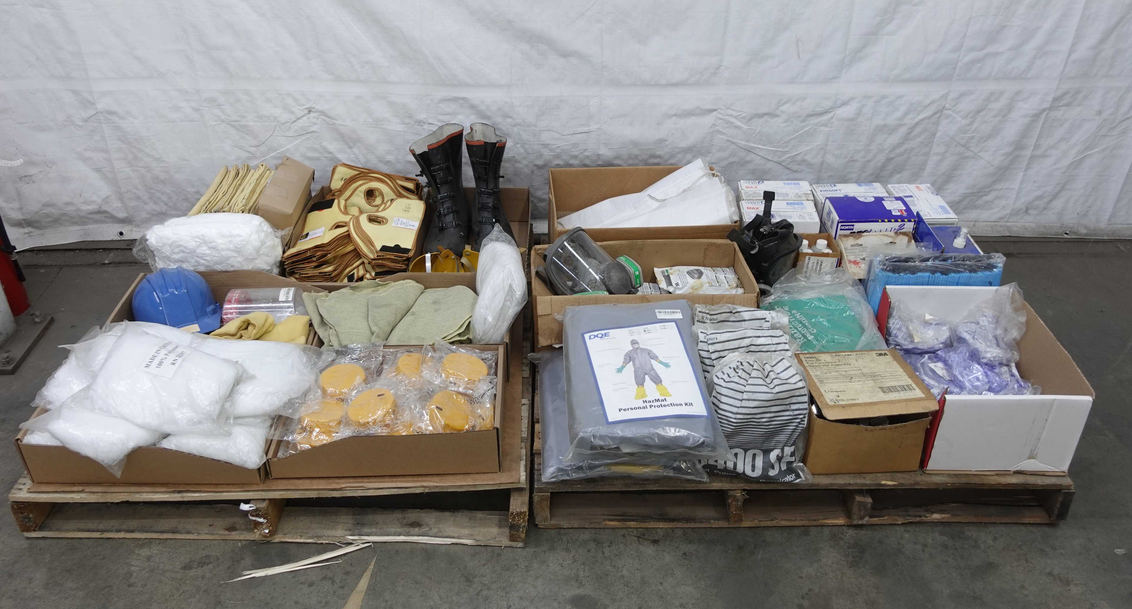 SKU 1724421 - 2 PALLETS OF ASSORTED PPE - PPE