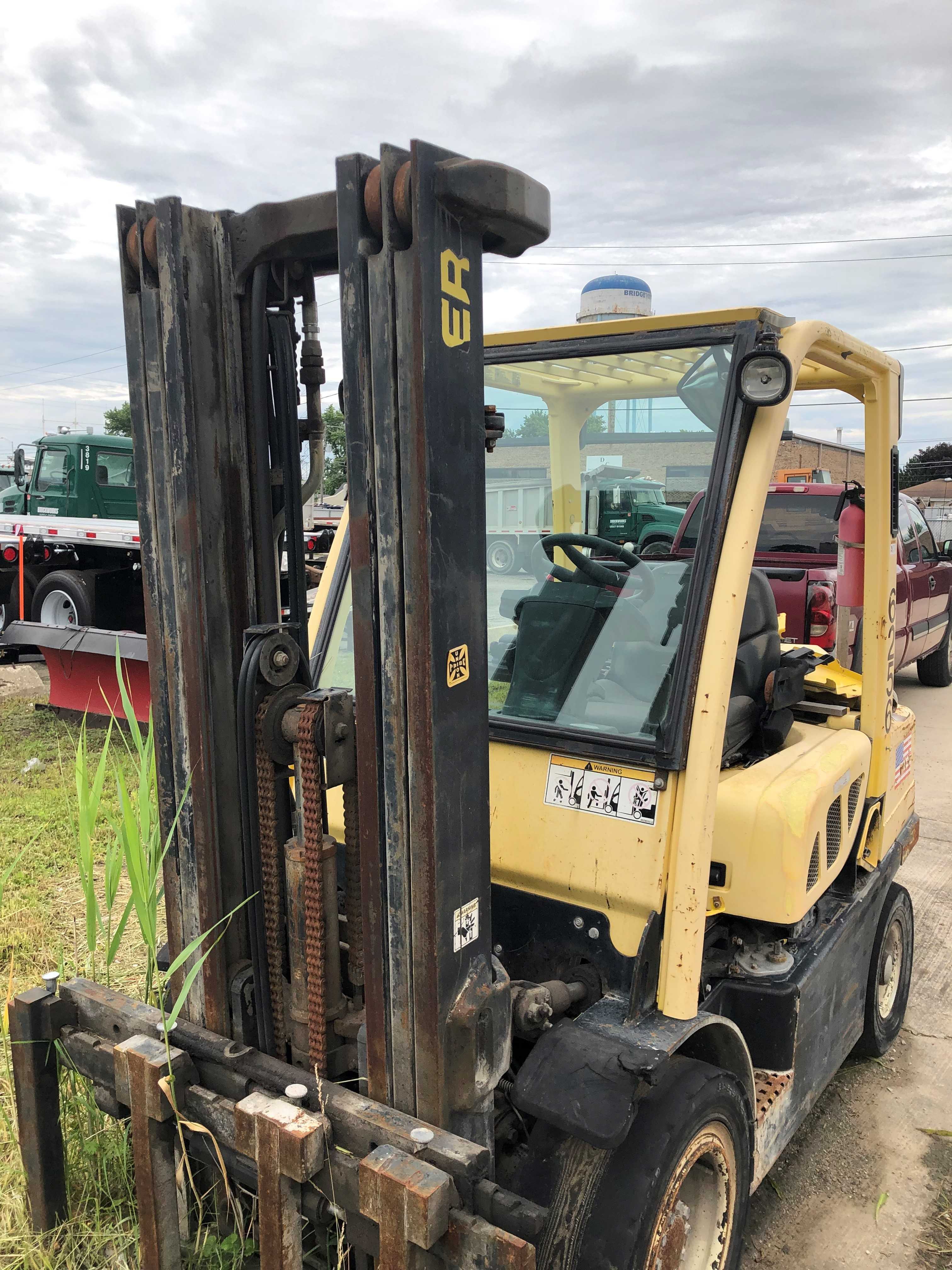 2005 HYSTER H60FT SIT-DOWN FORKLIFT - SIT-DOWN FORKLIFTS