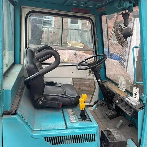 CLARK GPX25 SIT-DOWN FORKLIFT - undefined