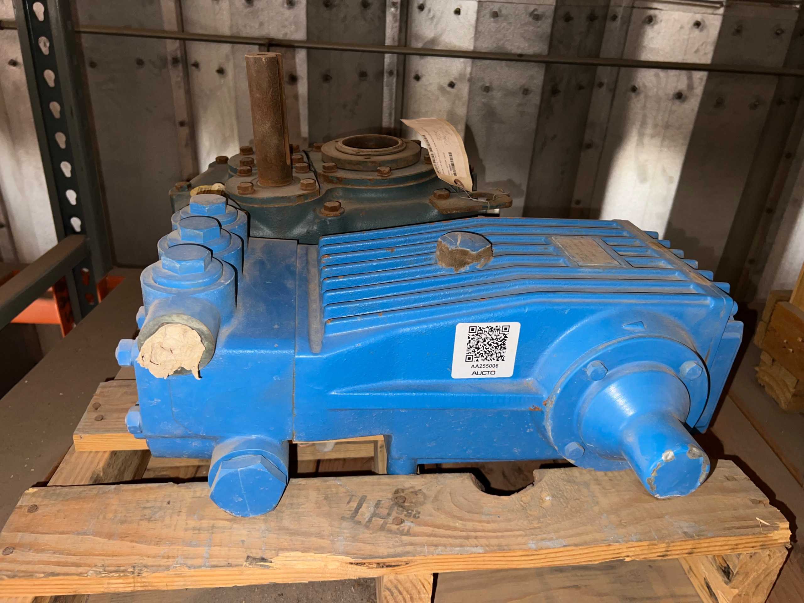 QTY 2: PUMP & SPEED REDUCER - POWER TRANSMISSION