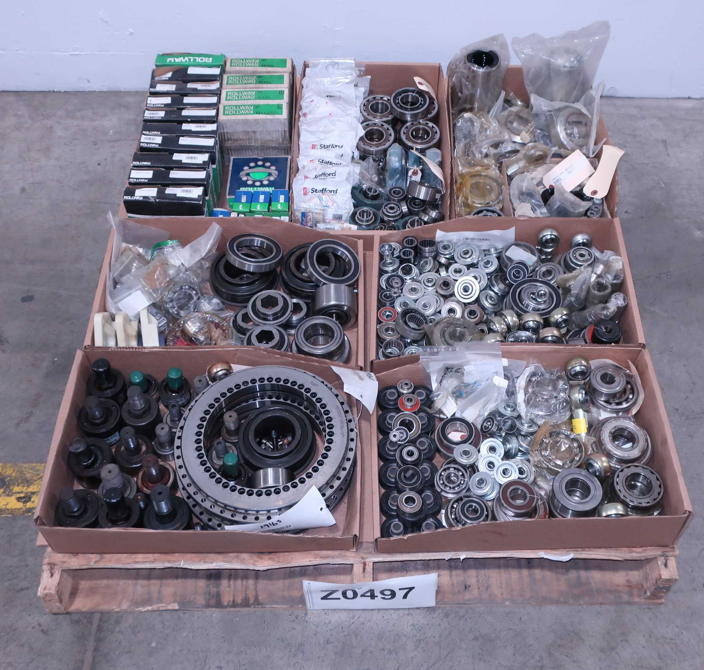 PALLET OF ASSORTED BEARINGS - BEARINGS