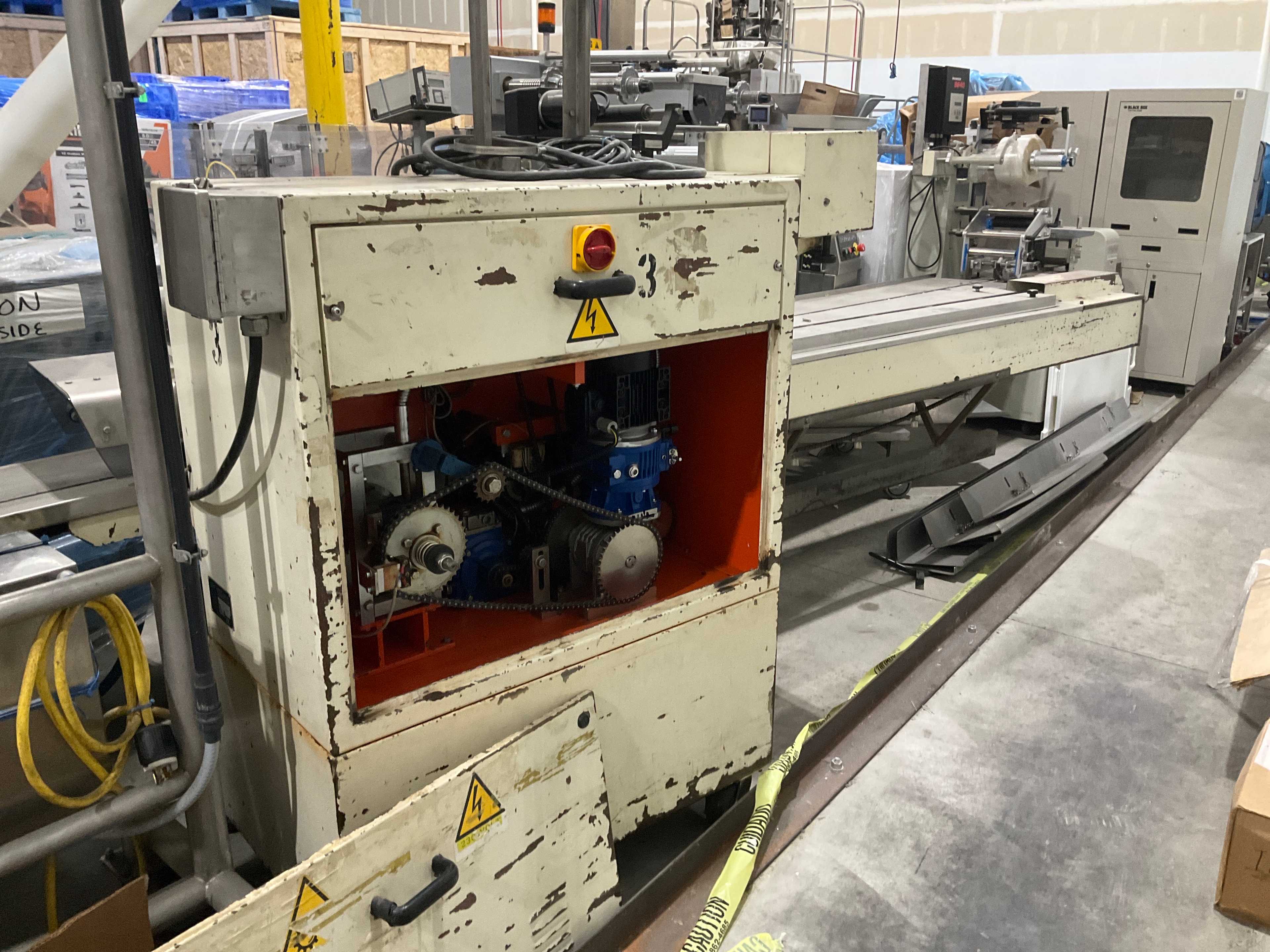 ILAPAK DUE WRAPPER PACKAGING MACHINE - PACKAGING