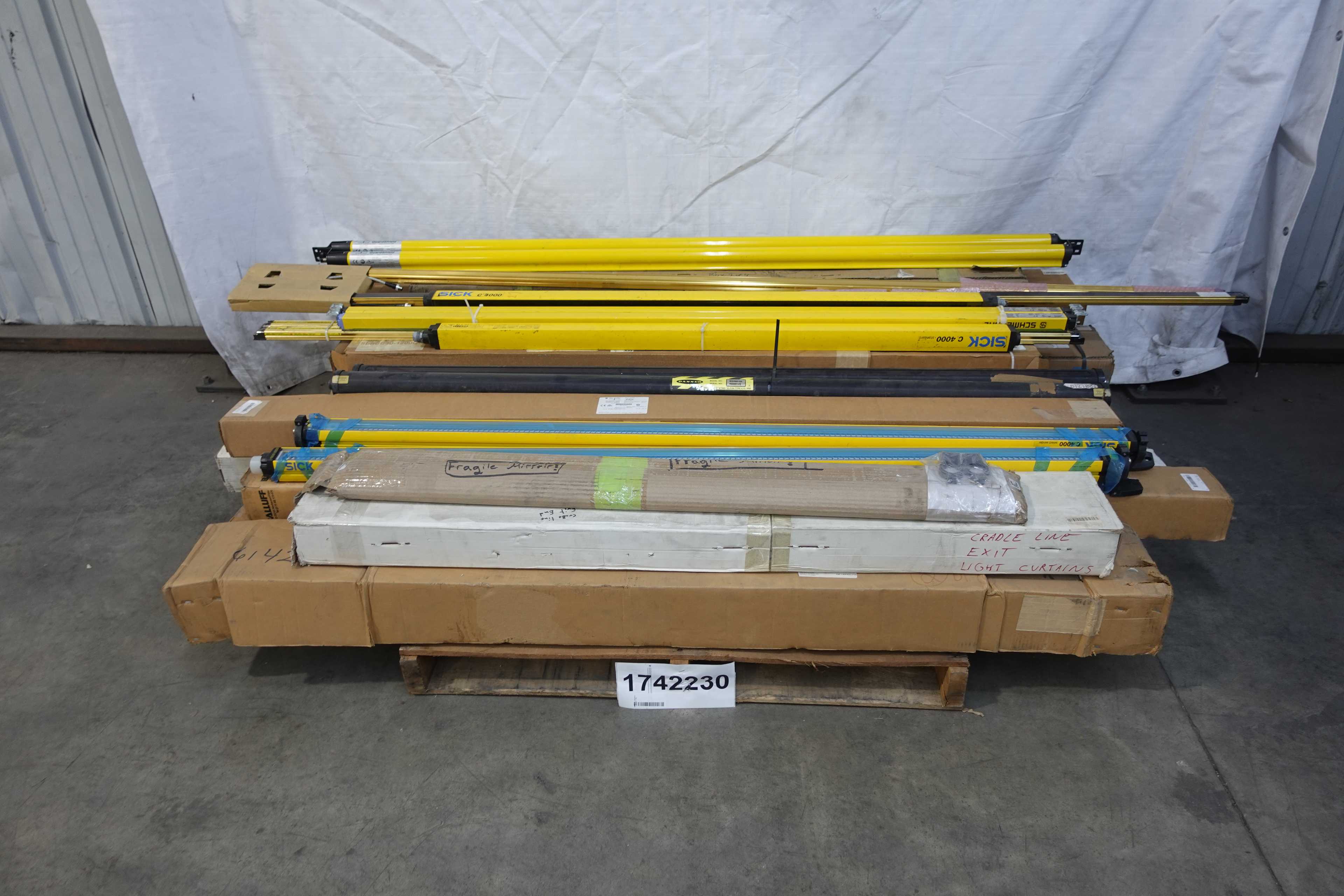 SKU 1742230 - PALLET OF ASSORTED LIGHT CURTAINS - SAFETY EQUIPMENT