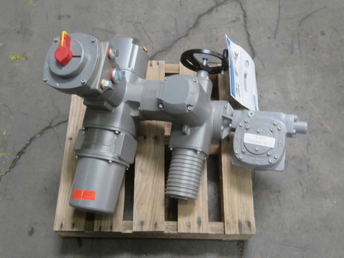 AUMA AC 01.2 VALVE ACTUATOR, 60-250NM TORQUE, 4-180RPM SPEED, IP68, -40/+80C TEMP - VALVE & ACTUATOR ASSEMBLY
