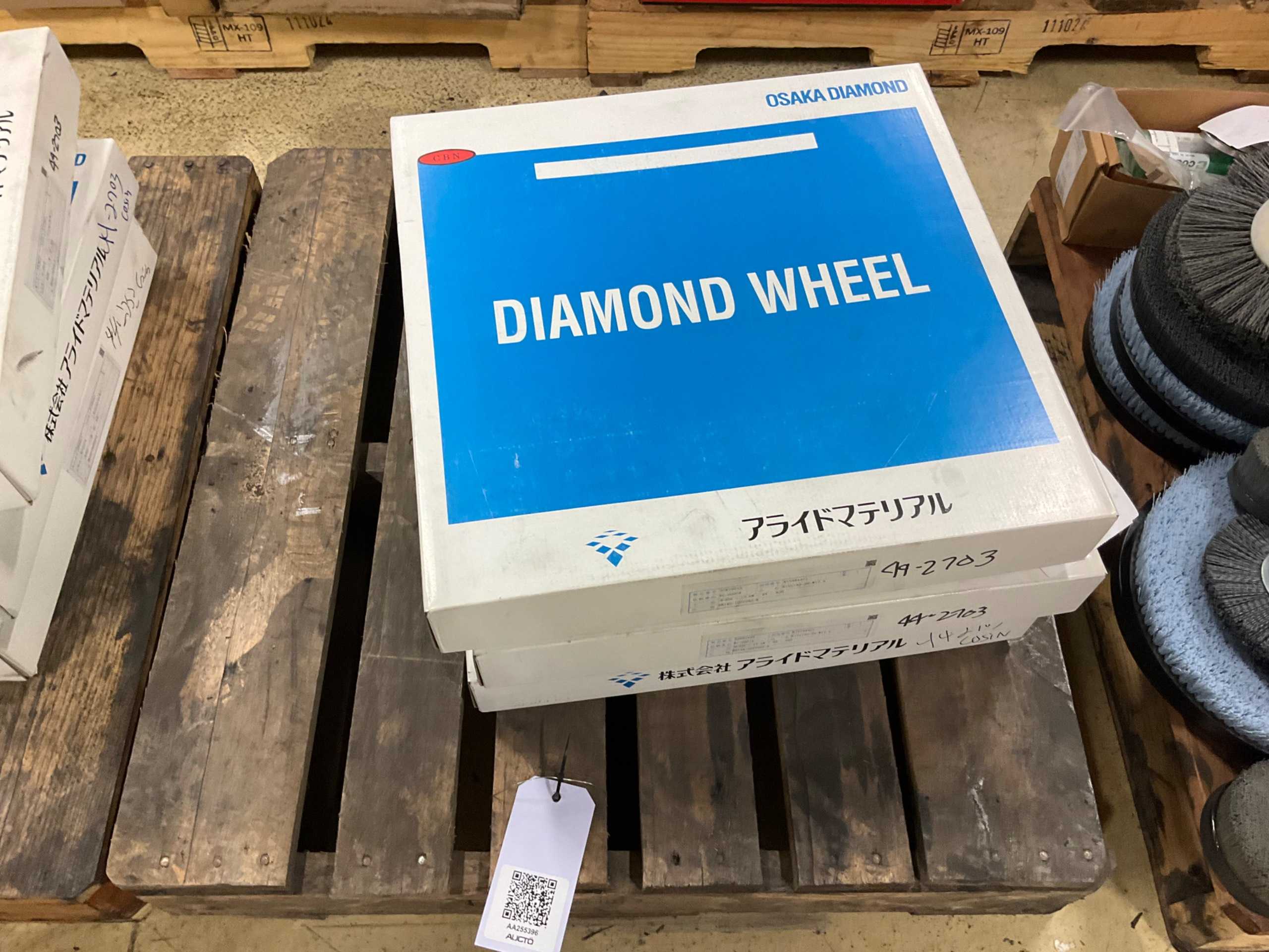 QTY 3: DIAMOND GRINDER WHEEL QTY 3: DIAMOND GRINDER WHEEL