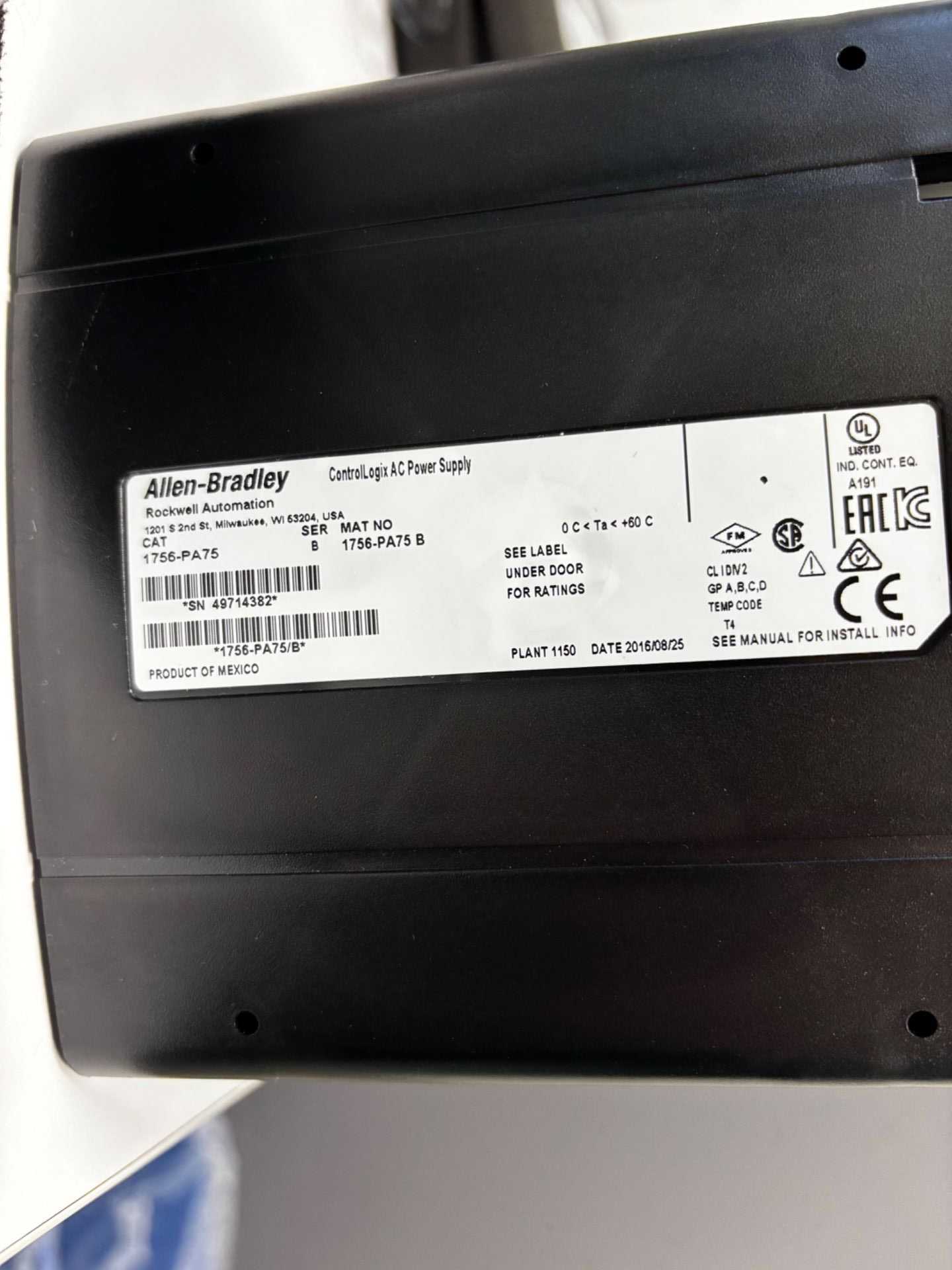 2017 ALLEN-BRADLEY CONTROLLOGIX 7 SLOTS CHASSIS PLC RACK & POWER SUPPLY - PLC MODULES