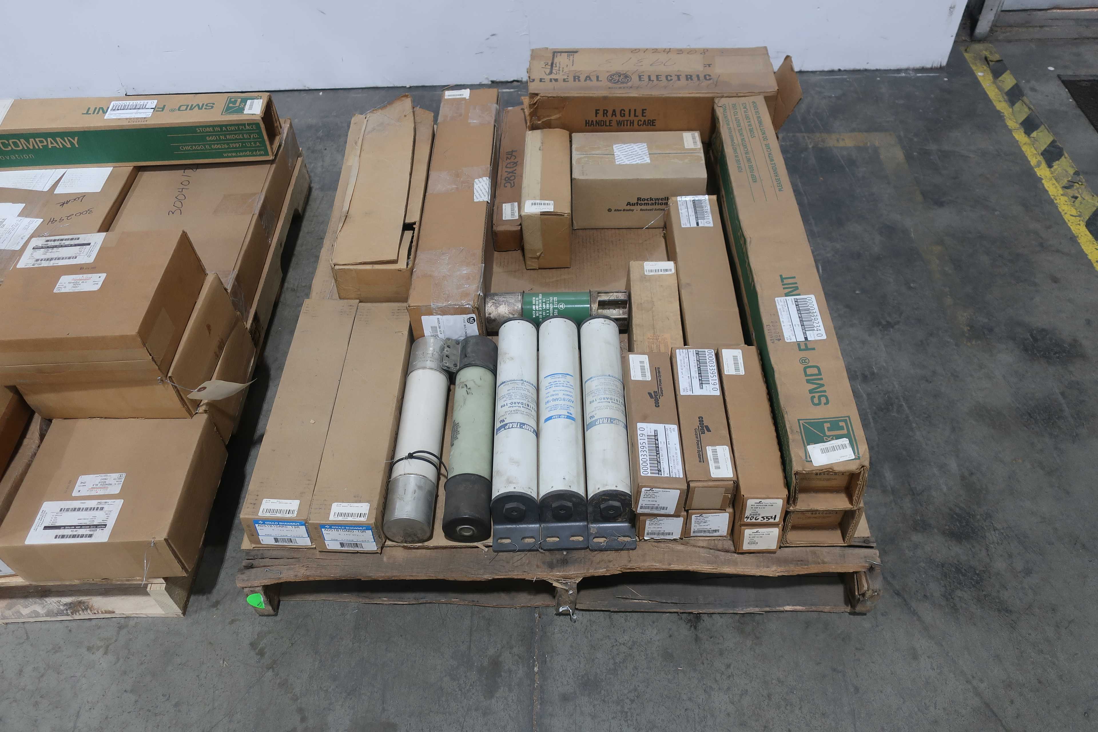 SKU 1739248 - 2 PALLET OF ASSORTED FUSES - FUSES